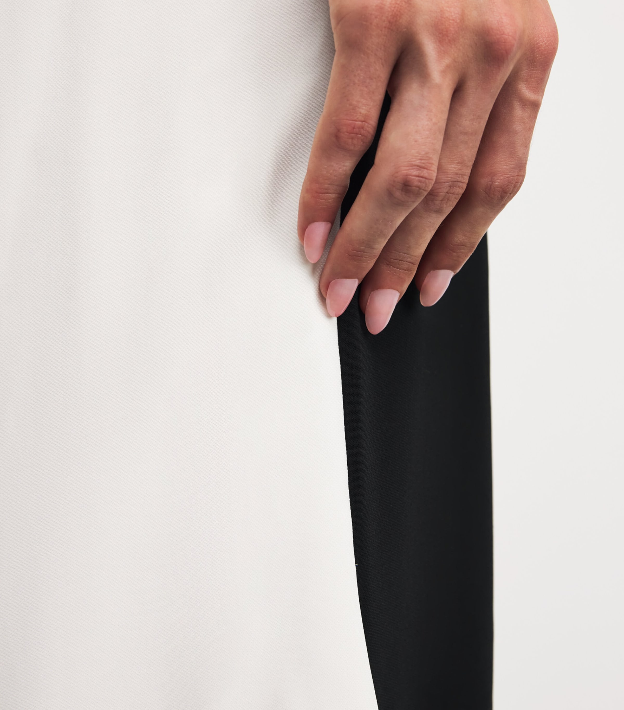 Miracle Gown 1000 BLACK Image 4