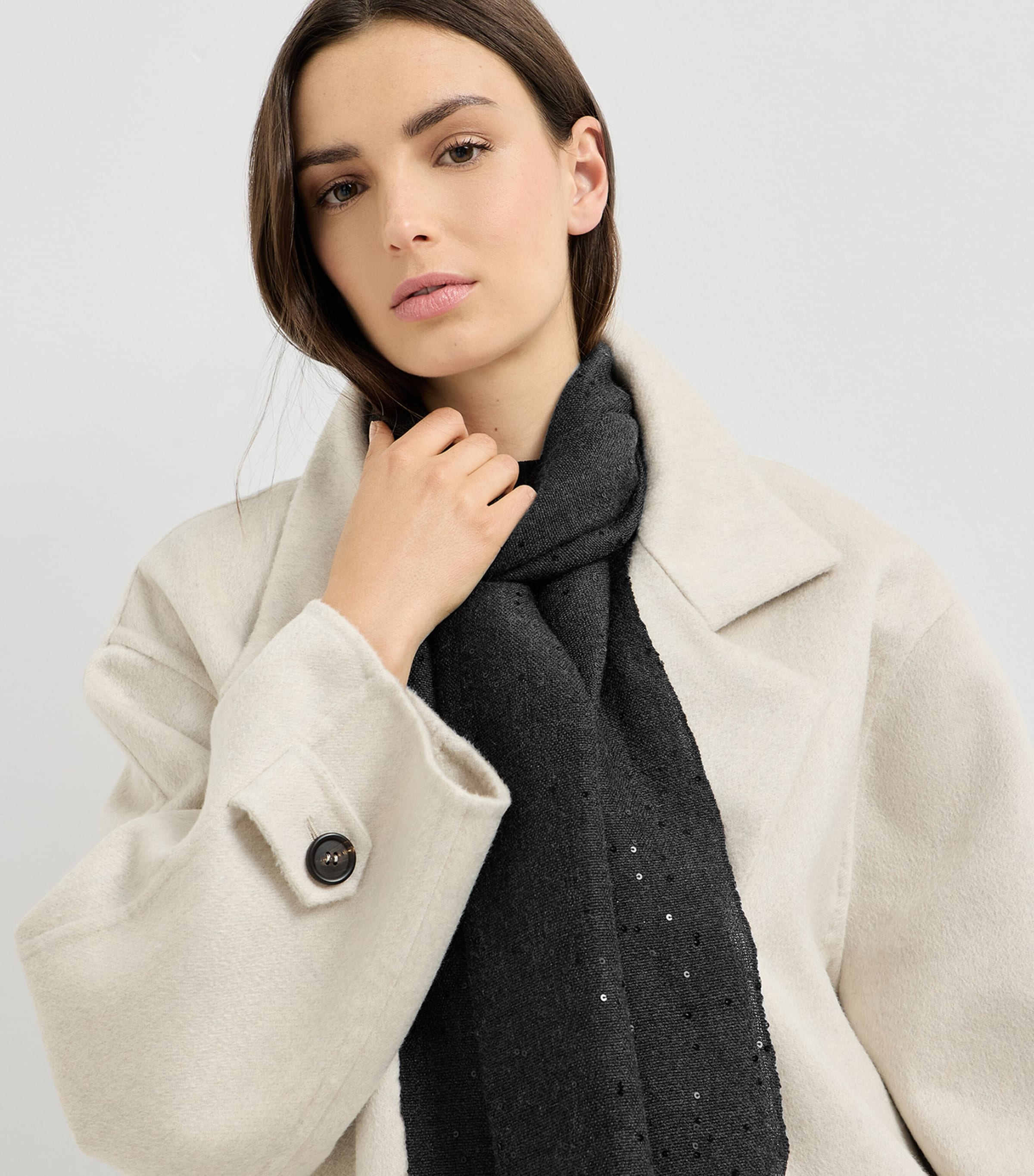 Brunello Cucinelli Womens Cashmere-Silk Embellished Scarf Image 4