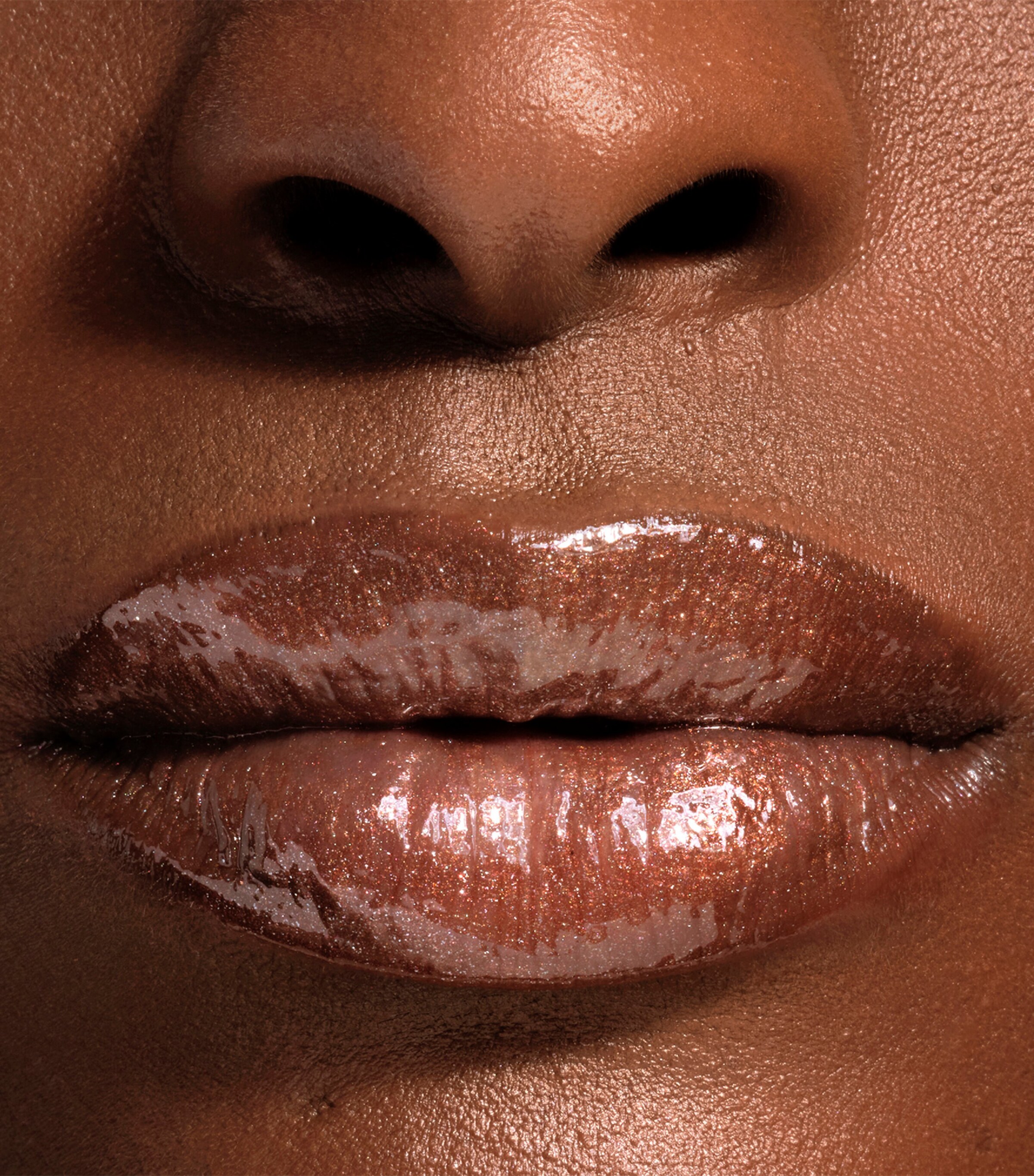 Armani Prisma Glass Icy Plumper Lip Gloss ICED LATTE Image 6