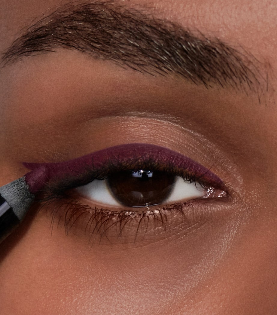 Satin Kajal Eyeliner FIG Image 4