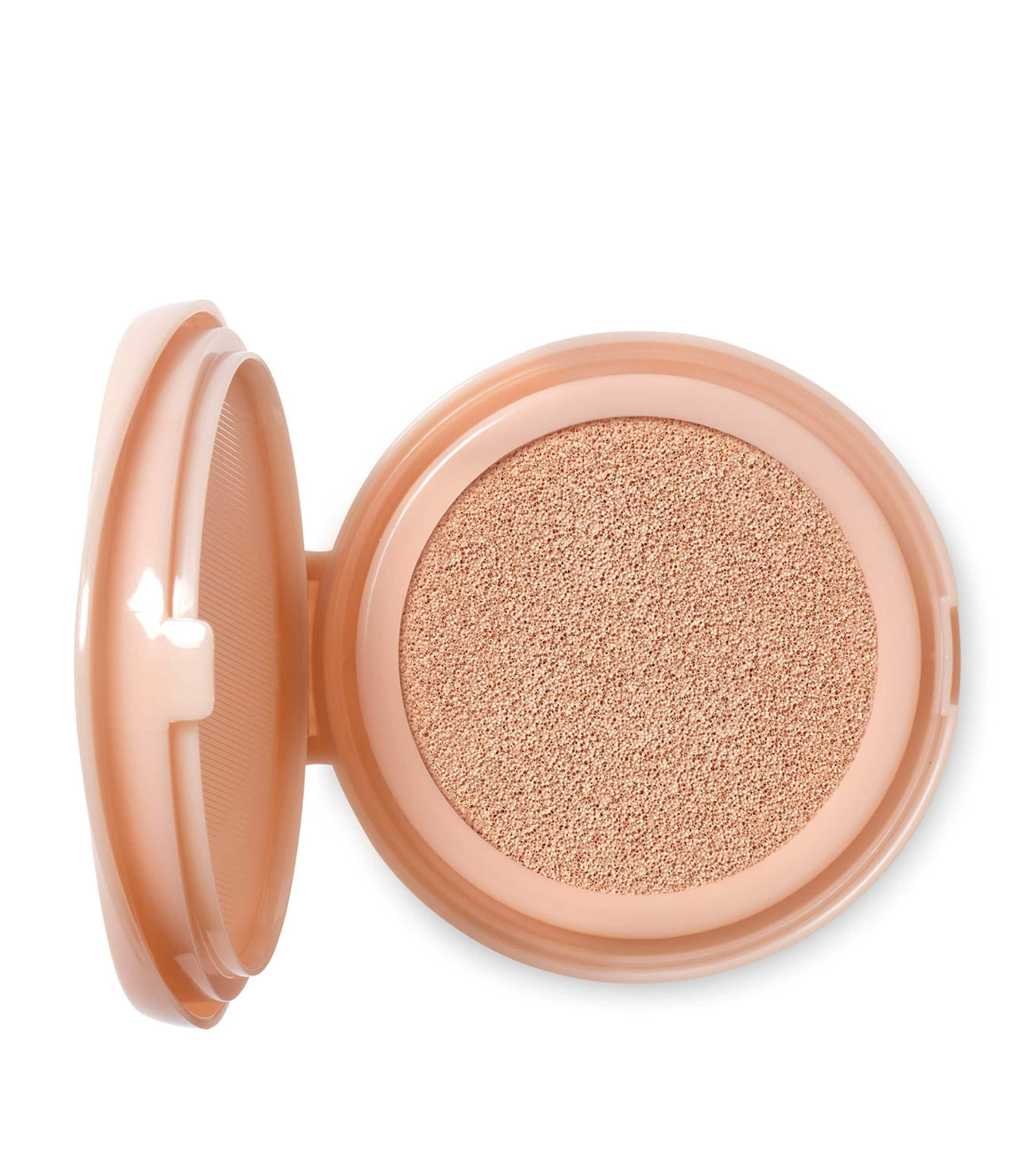 Shop Gucci Cushion De Beauté Compact Foundation Spf 20 Pa++ - Refill