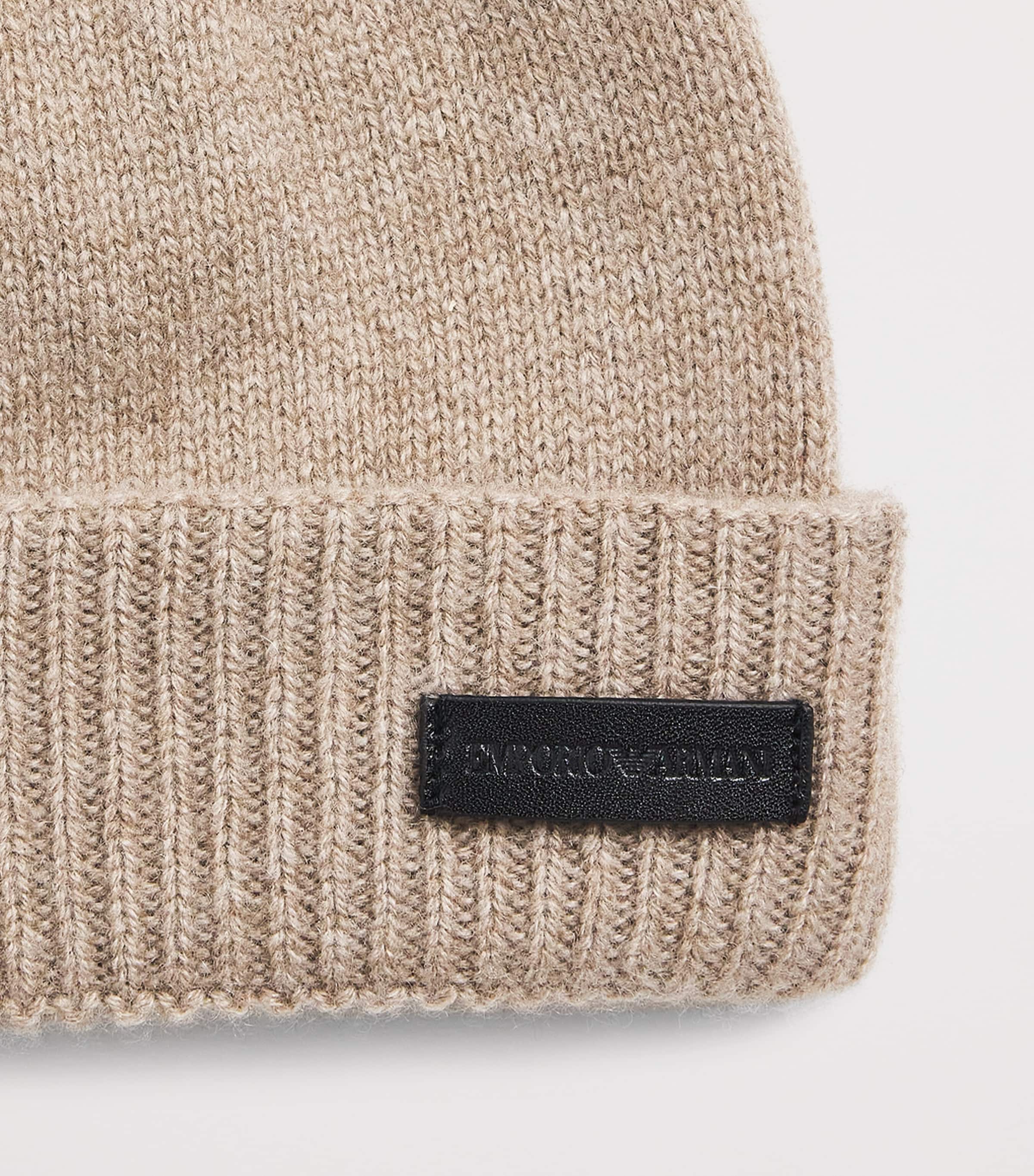 Cashmere Logo Beanie O1024 Image 3