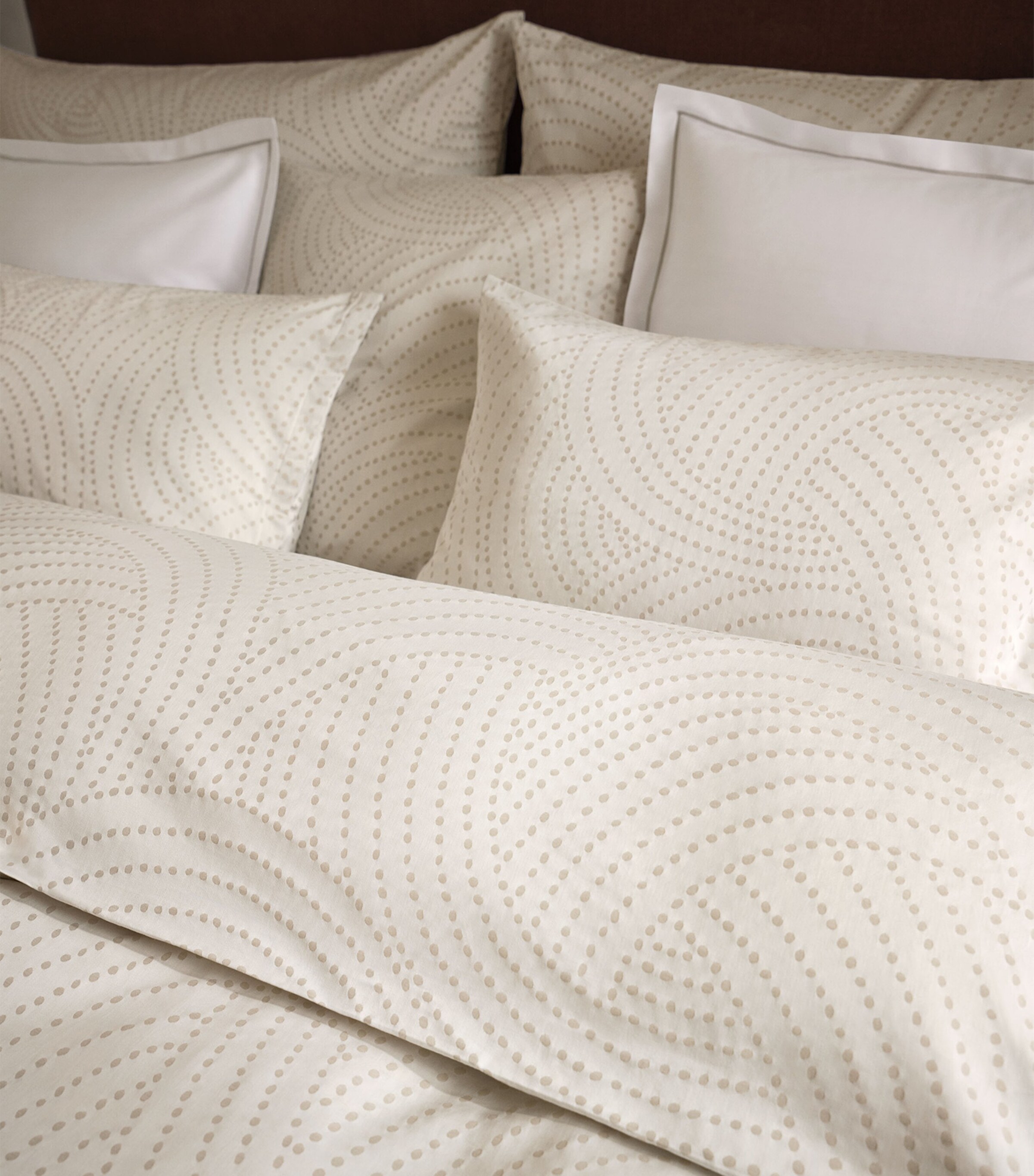 Schlossberg Cotton Yael Oxford Pillowcase (50cm x 75cm) Beige Image 3