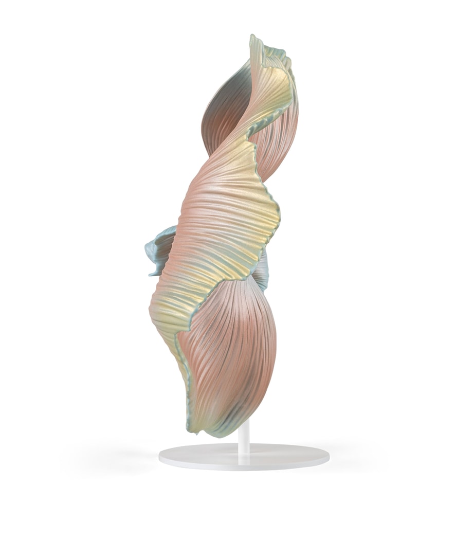 Porcelain Betta Fish Right Ornament NO COLOUR Image 2