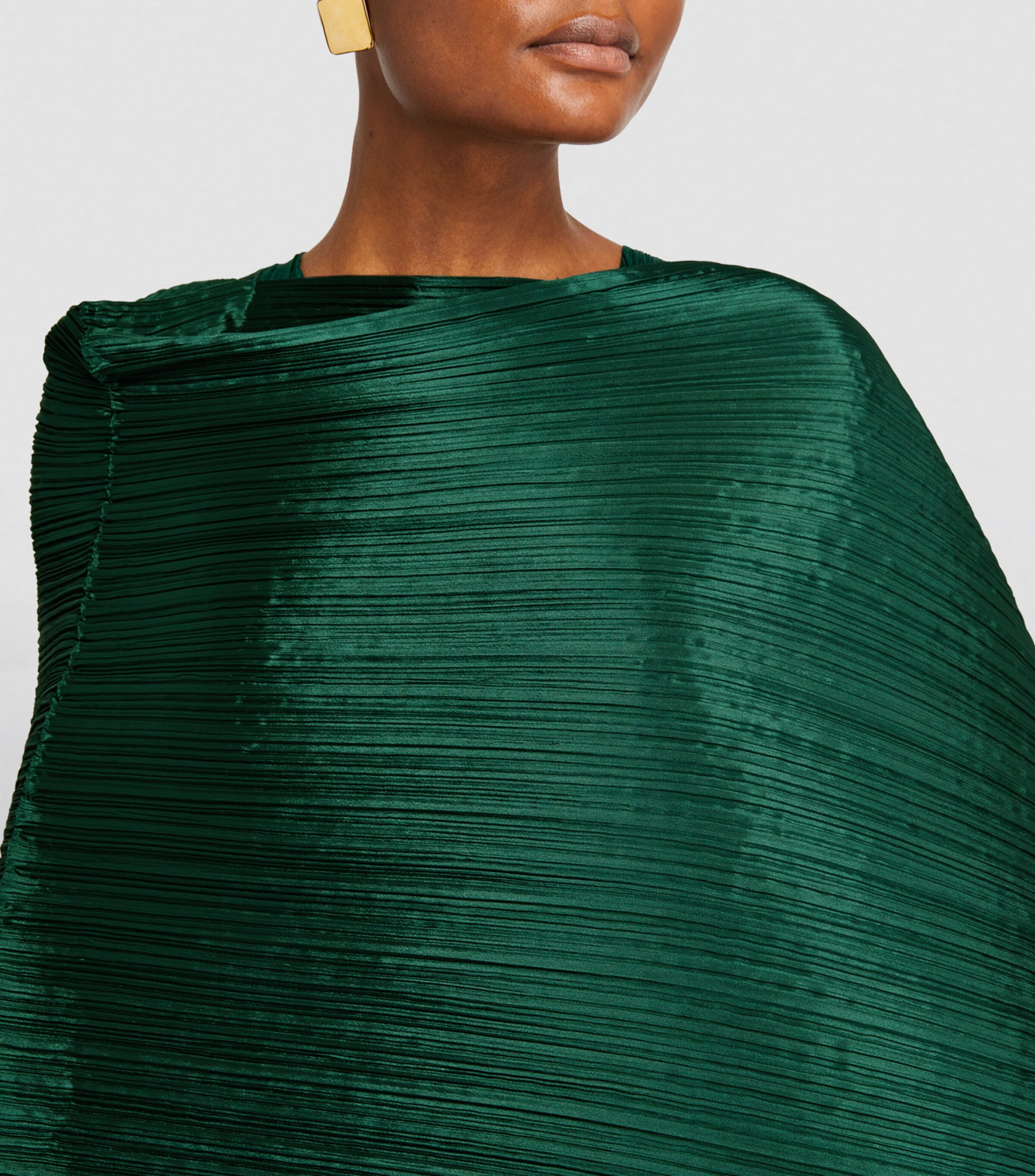 Pleats Please Issey Miyake Green Basics Madame-T Stole | Harrods SA