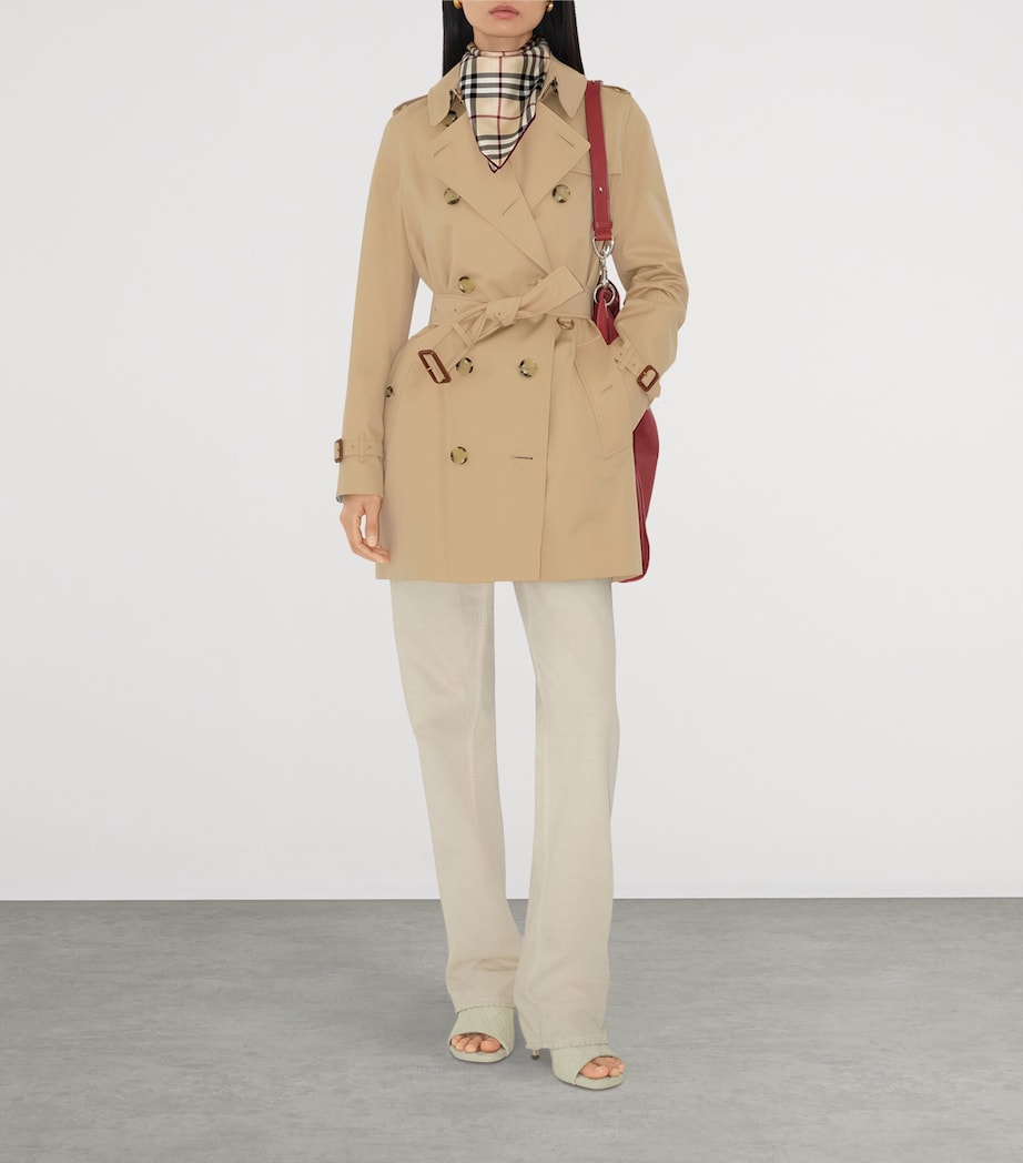 Gabardine Short Kensington Heritage Trench Coat HONEY Image 2
