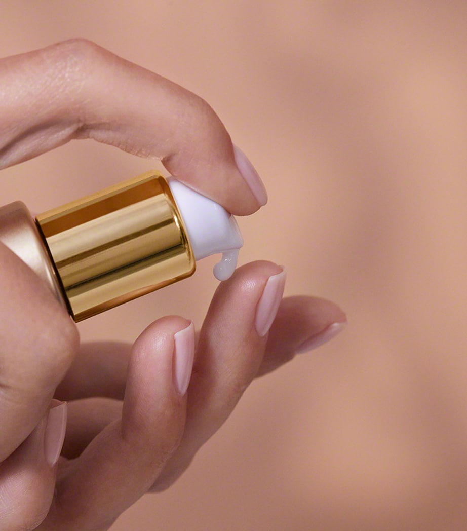 V-Firm Serum (30ml) NO COLOUR Image 2