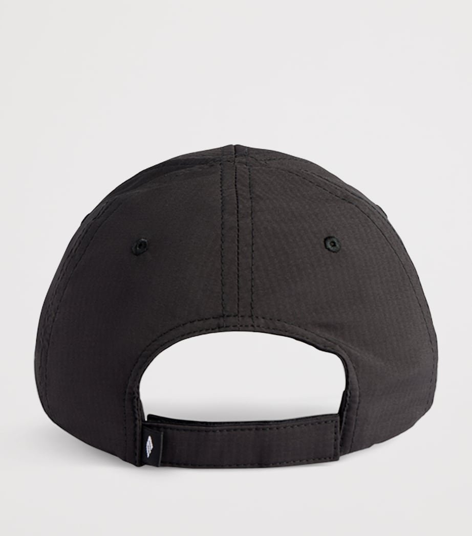 Logo Cap 1077 Image 2