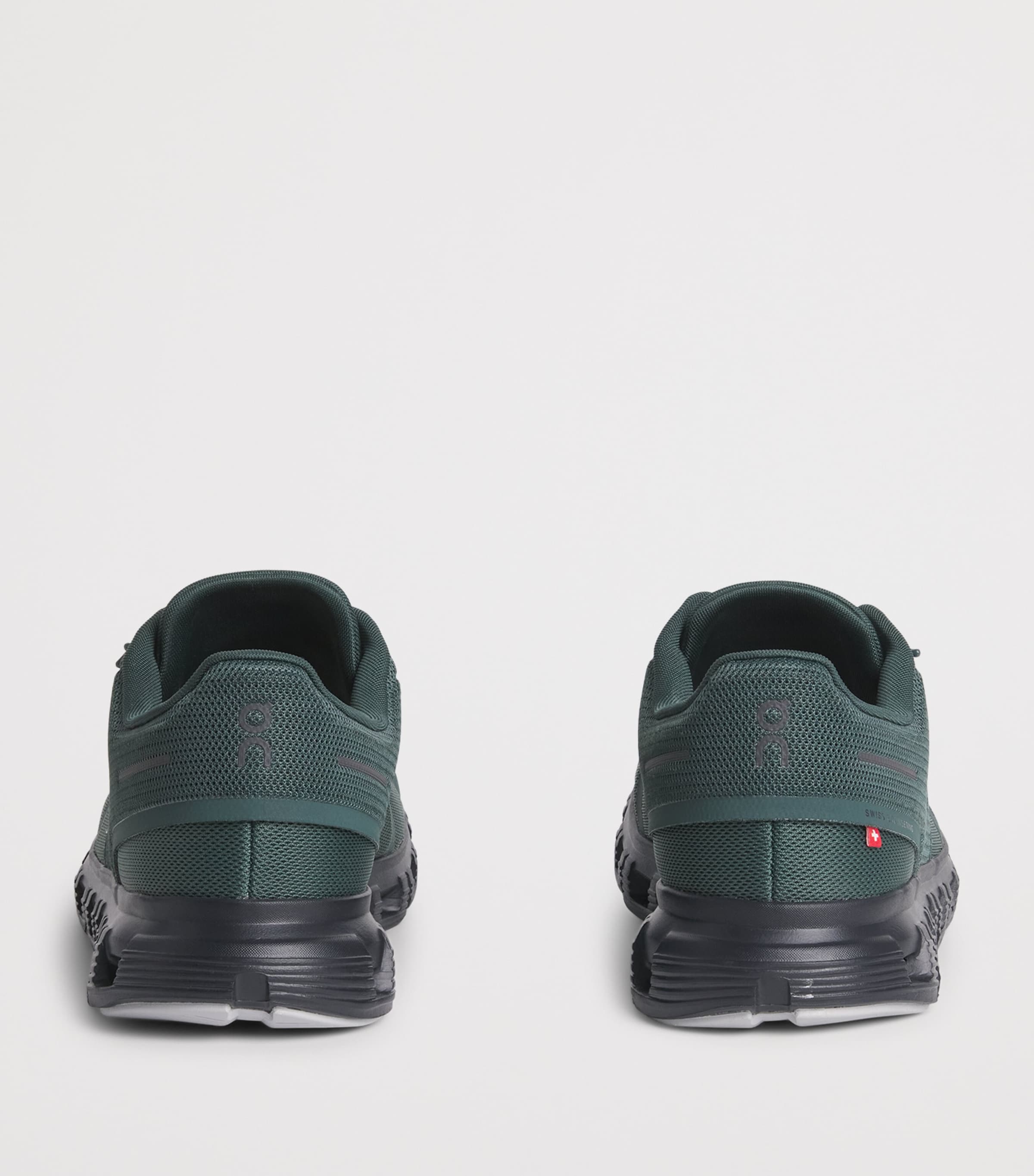 On Mens Cloud 6 Trainers Evergreen | Glacier Image 5