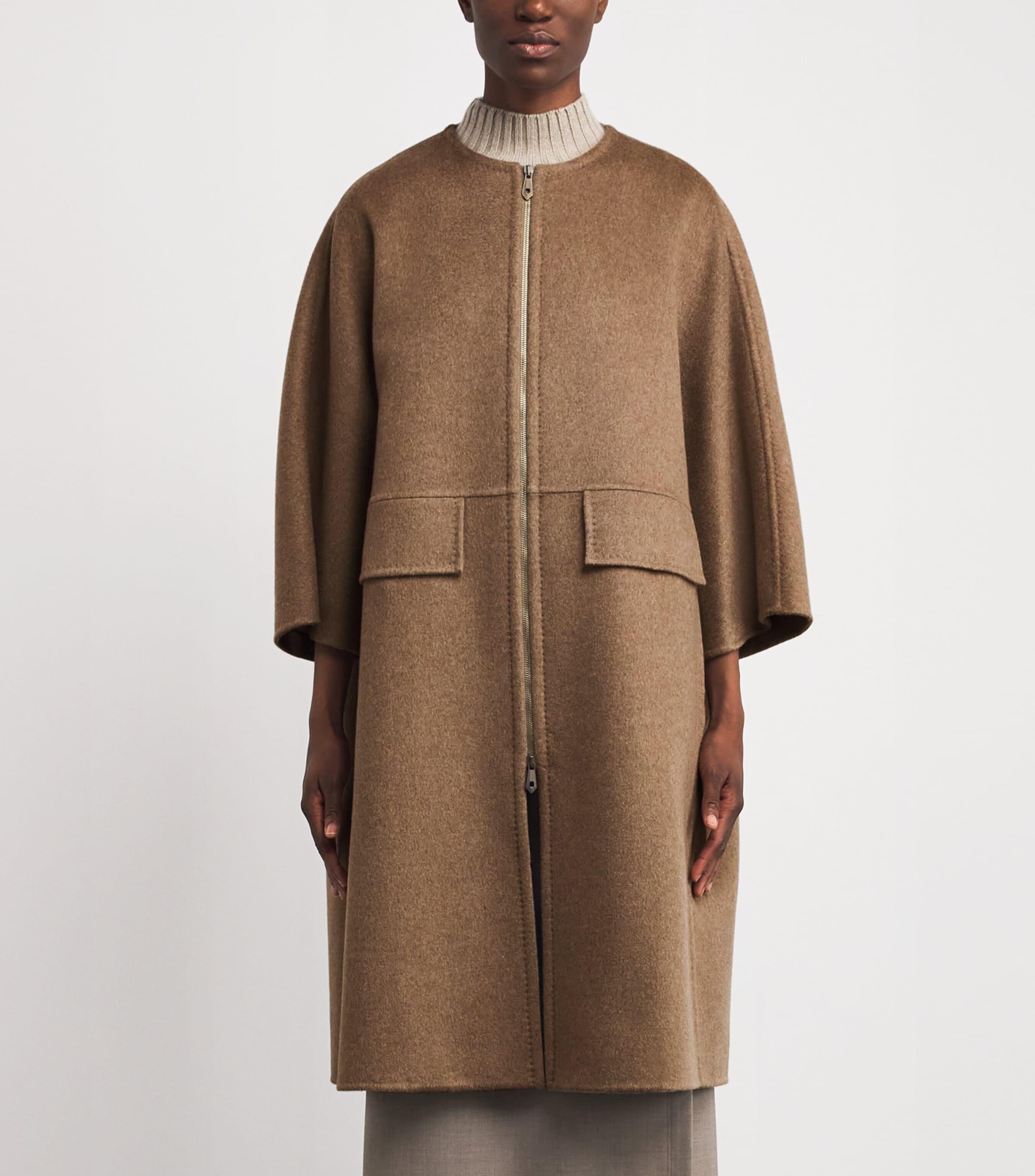 Cashmere Atelier Cape TURTLEDOVE Image 3