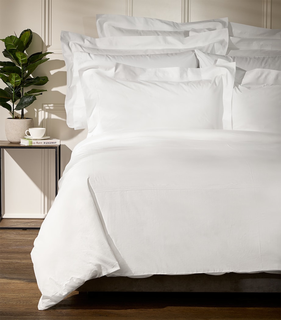 Barley King Fitted Sheet (150cm x 200cm) WHITE Image 1