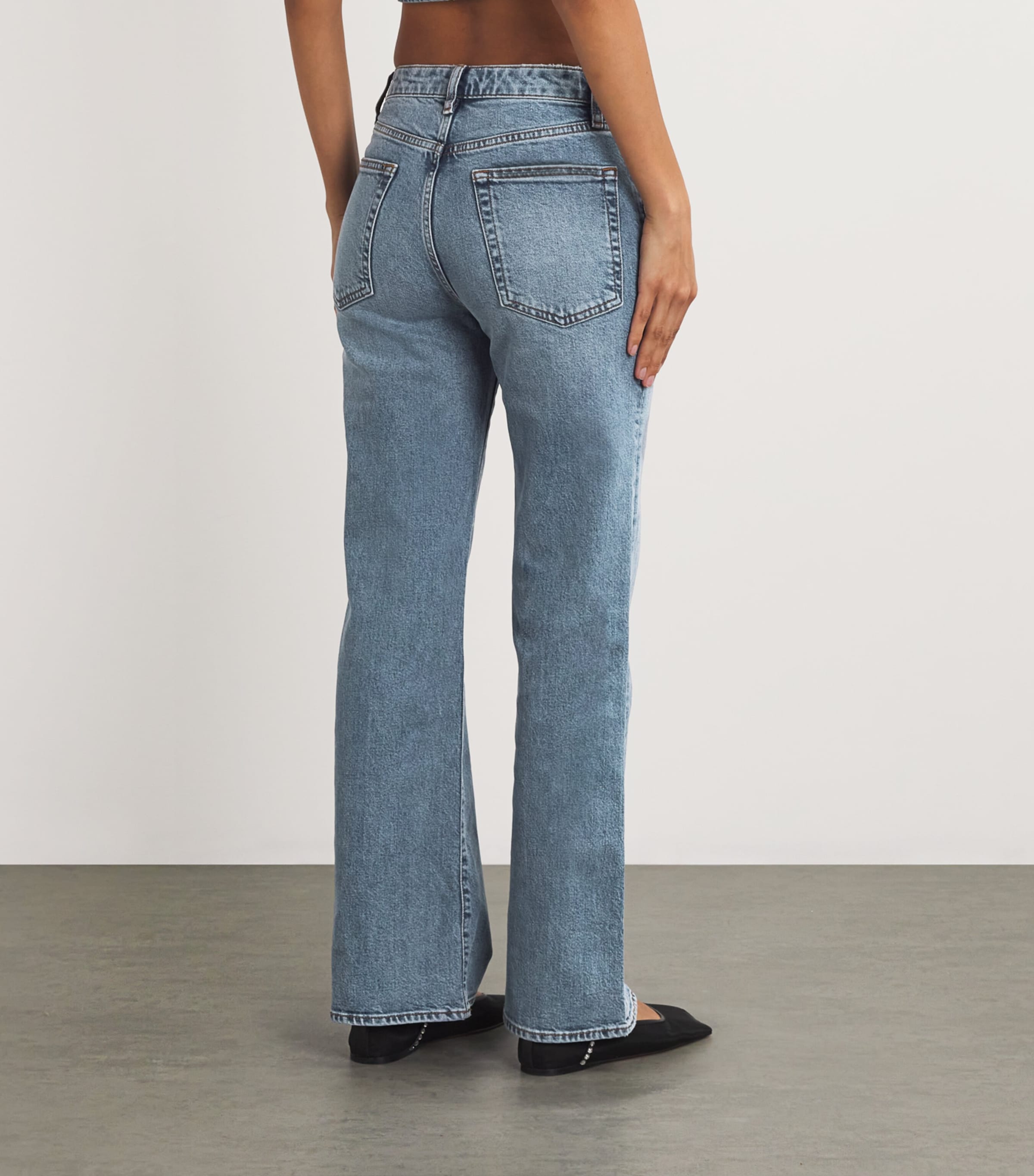 The Pixie Arrow Bootcut Jeans LEELA Image 4