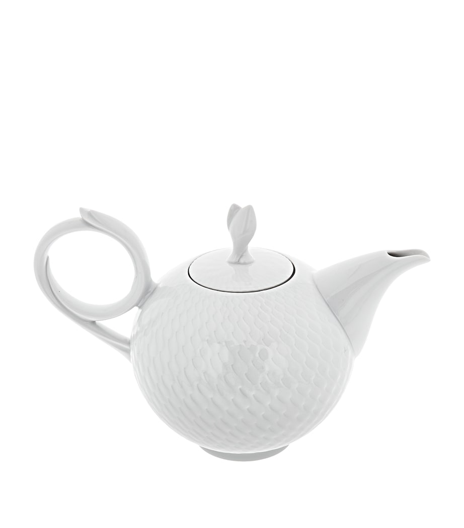 Porcelain Waves Relief Teapot (1.05L) WHITE Image 4