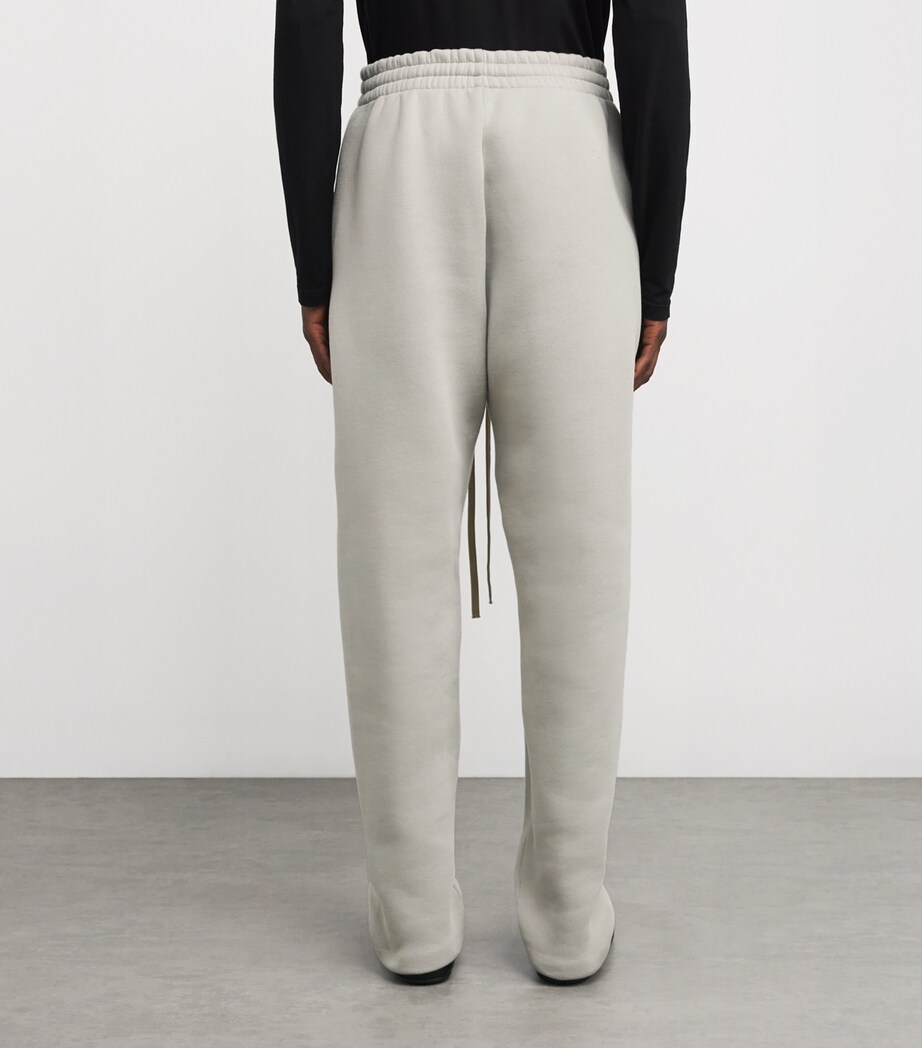 Fear Of God Mens Cotton-Blend Fleece Sweatpants Dove Grey Image 4