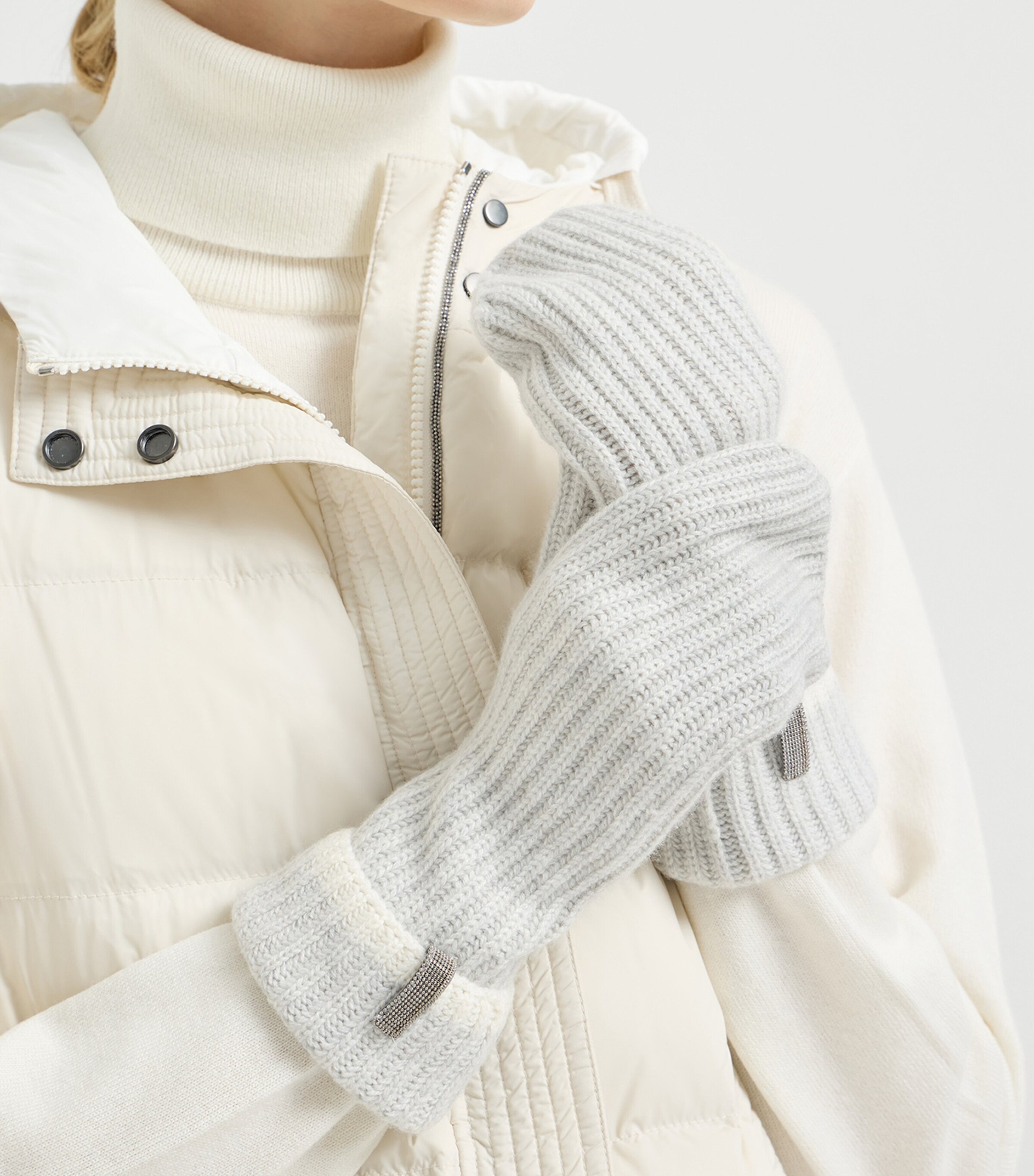 Brunello Cucinelli Cashmere Monili-Trim Mittens Image 2