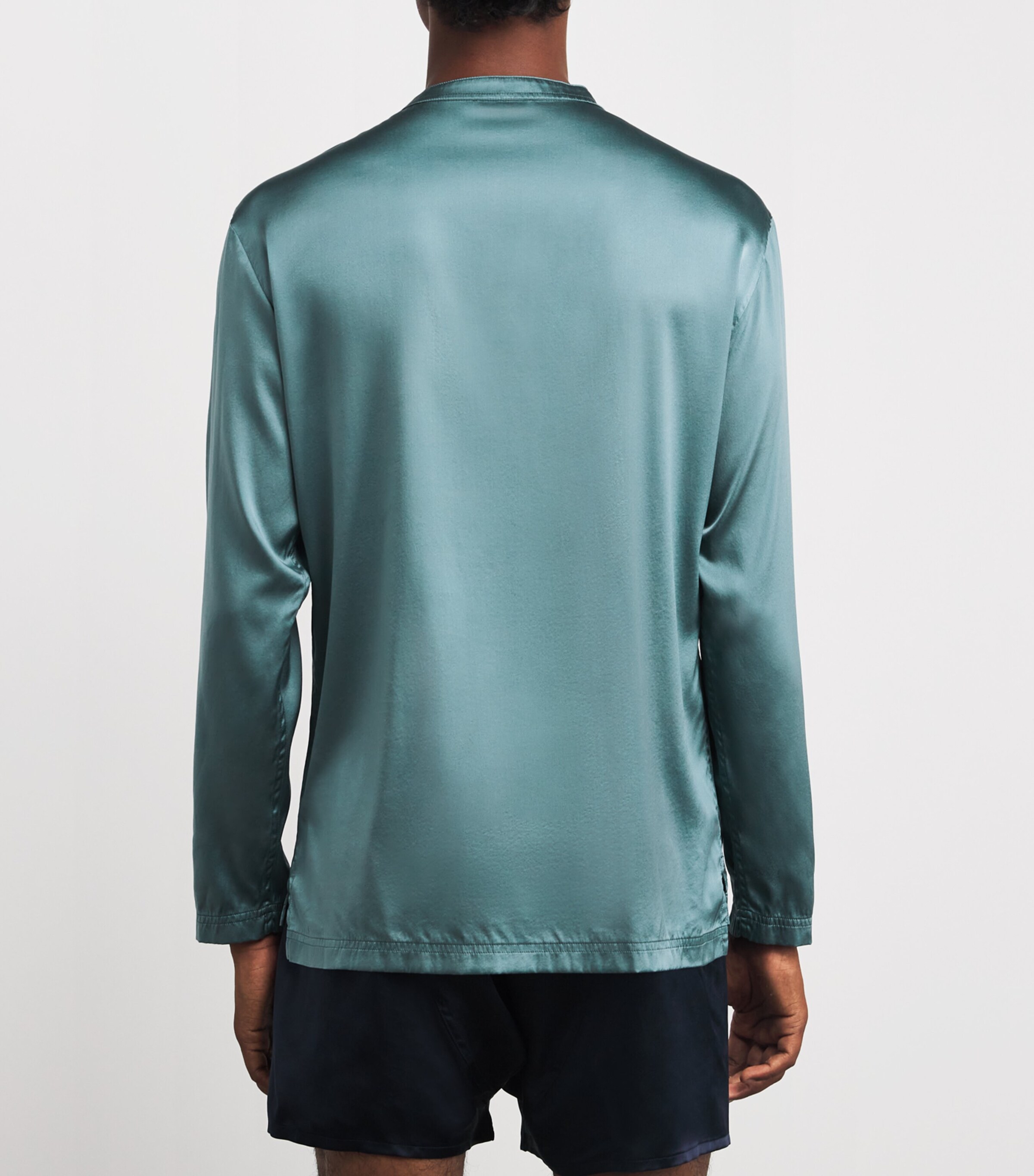 TOM FORD Silk Henley Pyjama Top | Men Clothing | Nightwear | Pyjamas | Loungewear | T-Shirts | Long Sleeve T-Shirts | Designers | Tom Ford TOM FORD Silk Henley Pyjama Top | Men Clothing | Nightwear | Pyjamas | Loungewear | T-Shirts | Long Sleeve T-Shirts | Designers | Tom Ford