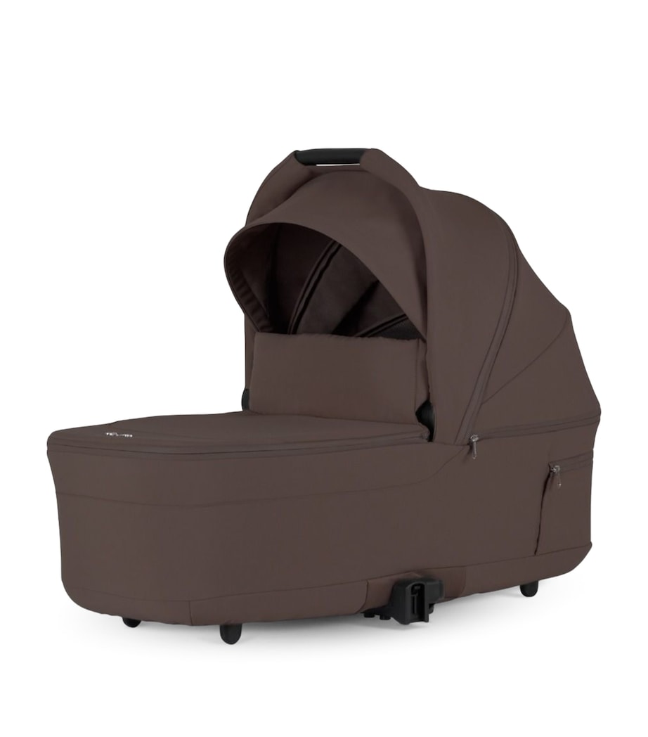 Silver Cross Nia Carrycot Chocolate Image 1