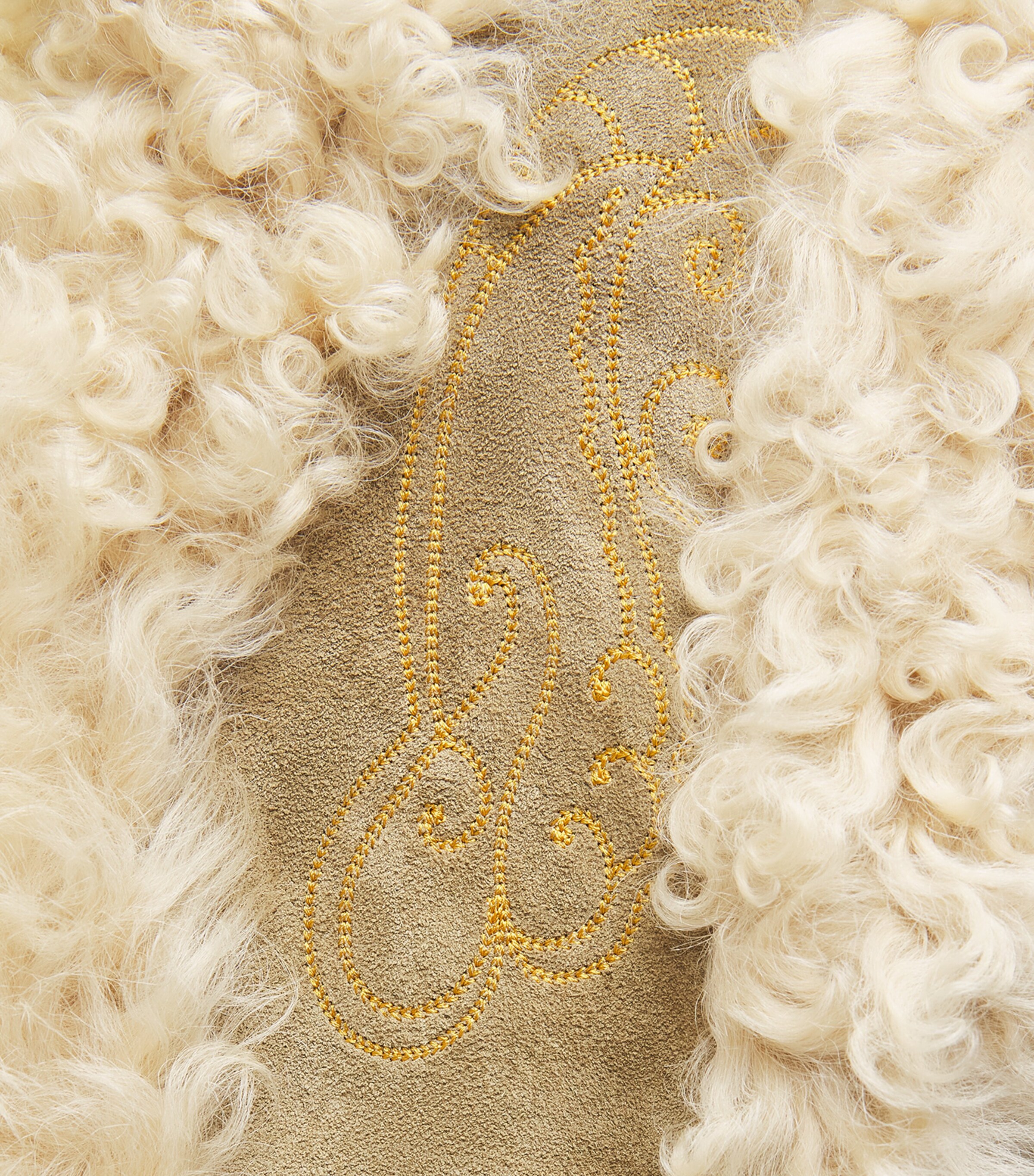 Etro Womens Shearling Embroidered Gilet Marrone Image 6