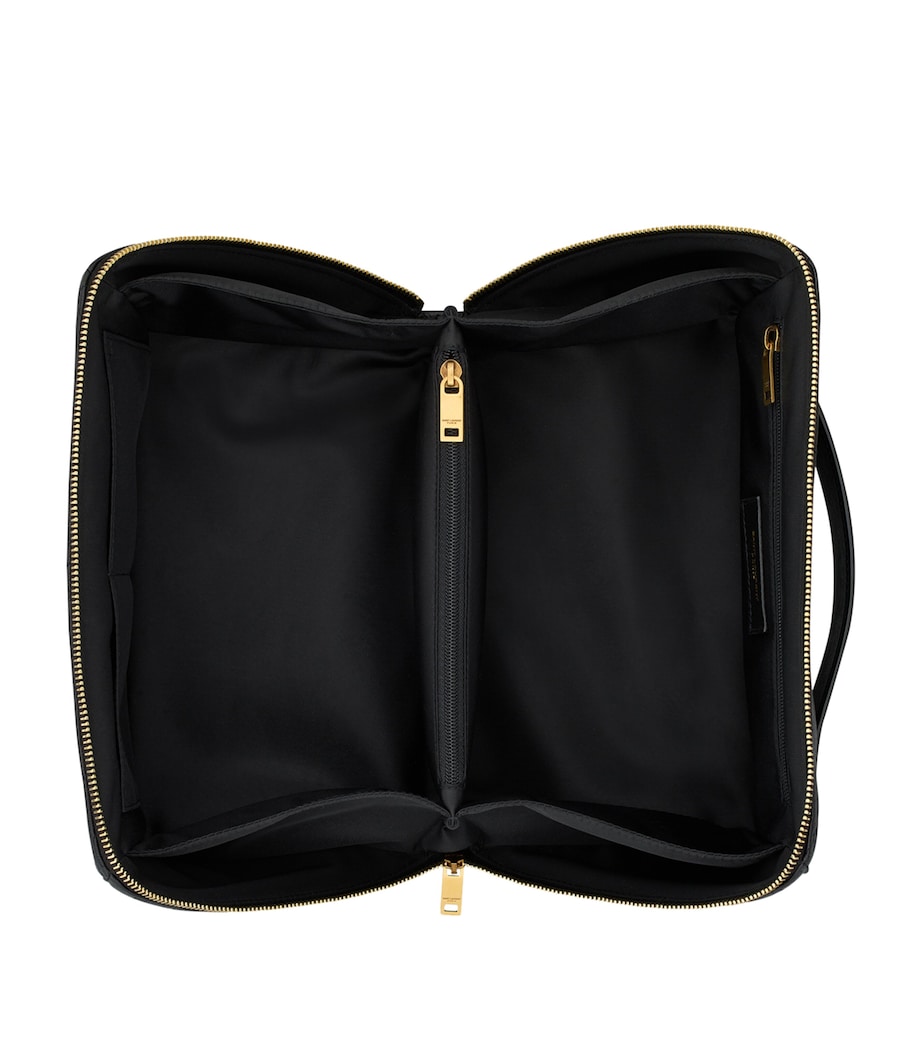 Gaby Quilted Vanity Case 1000 Image 7