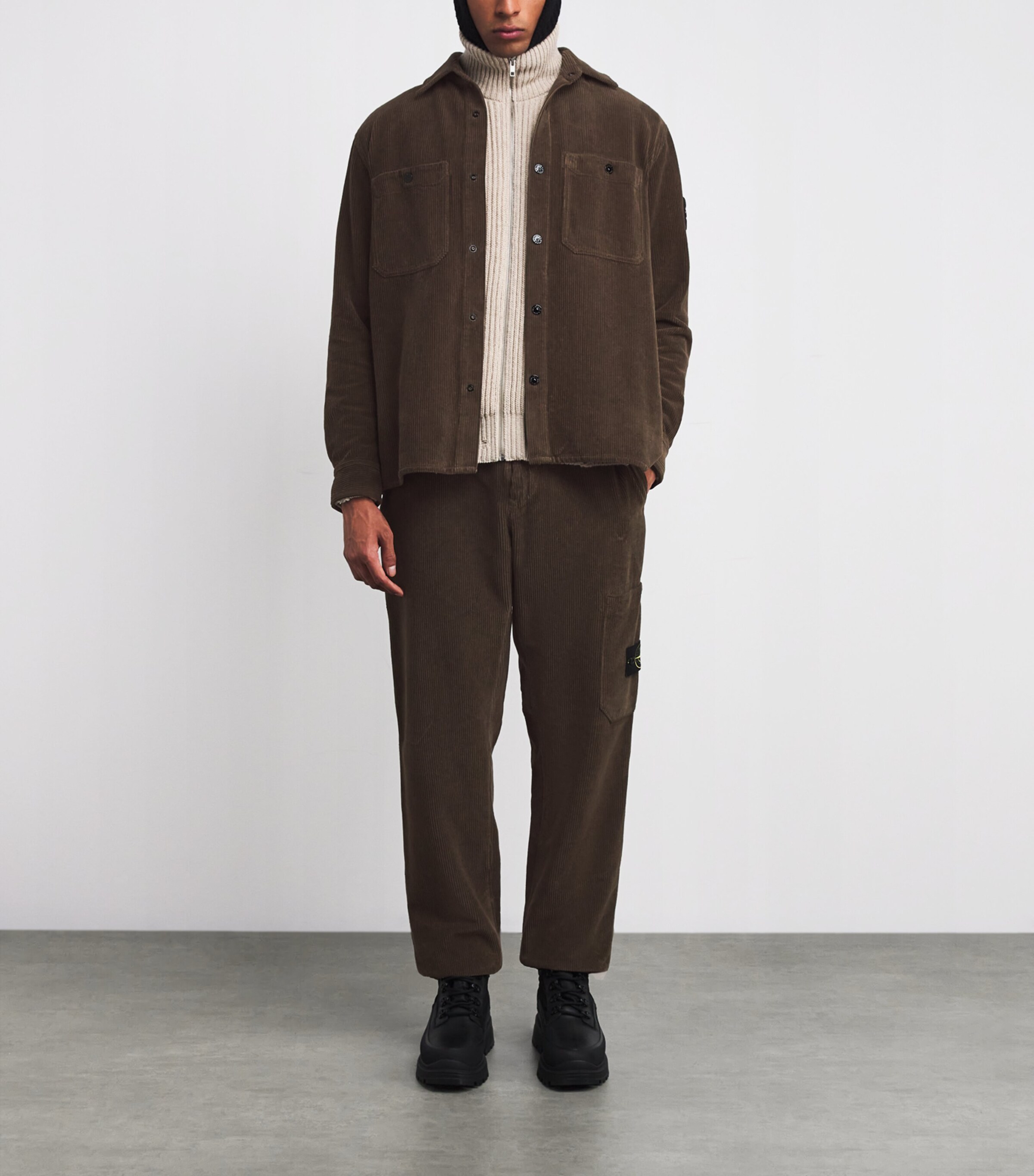 Organic Cotton Corduroy Overshirt V0054 Image 2