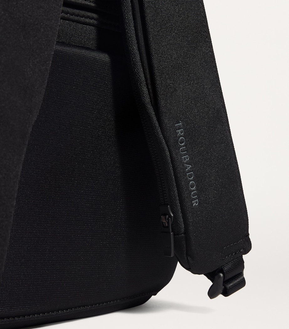 Apex 3.0 Backpack BLACK Image 4