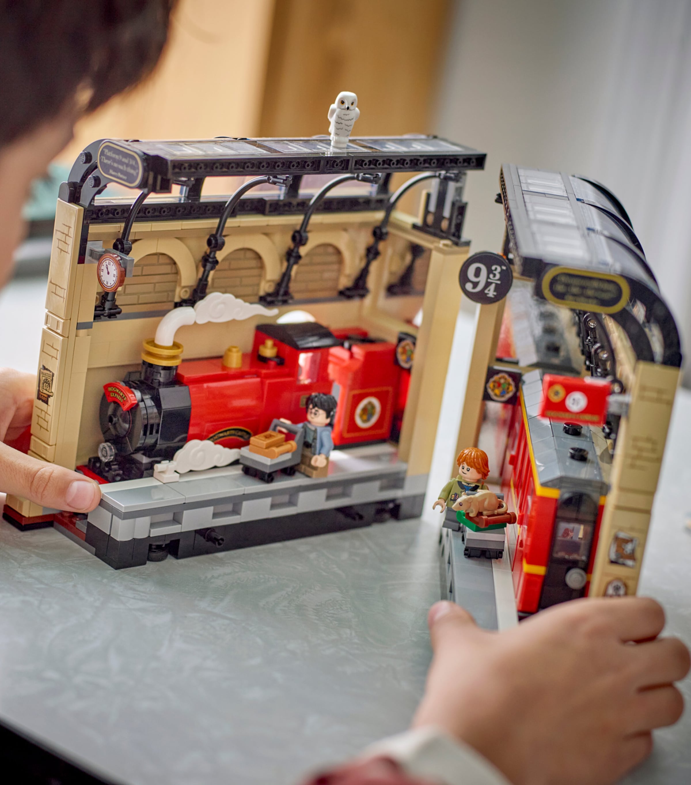 Harry Potter Book Nook: Hogwarts Express 76450 MULTI Image 2