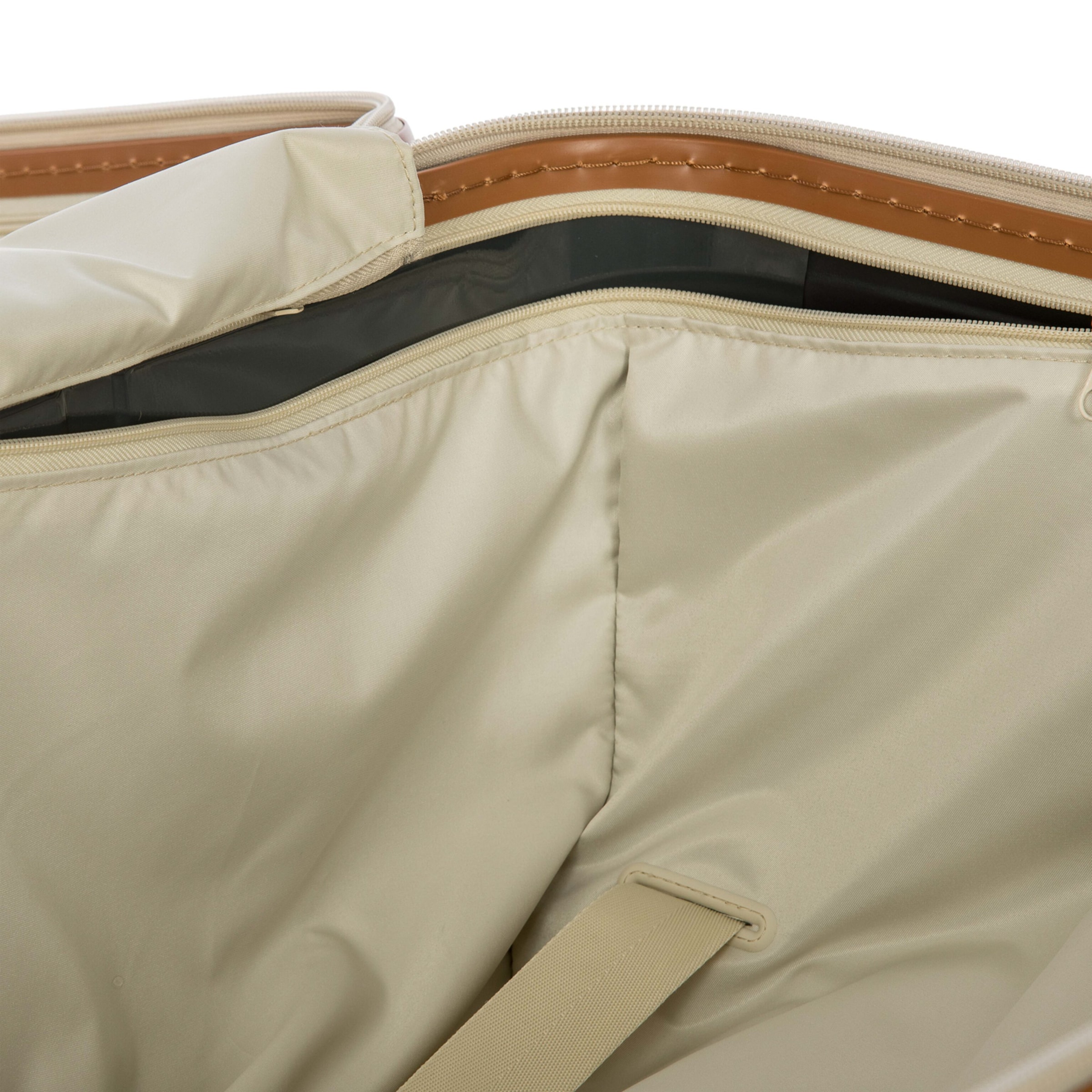 Bellagio 3 Wheeled Trunk (80cm) CREAM 014 Image 11