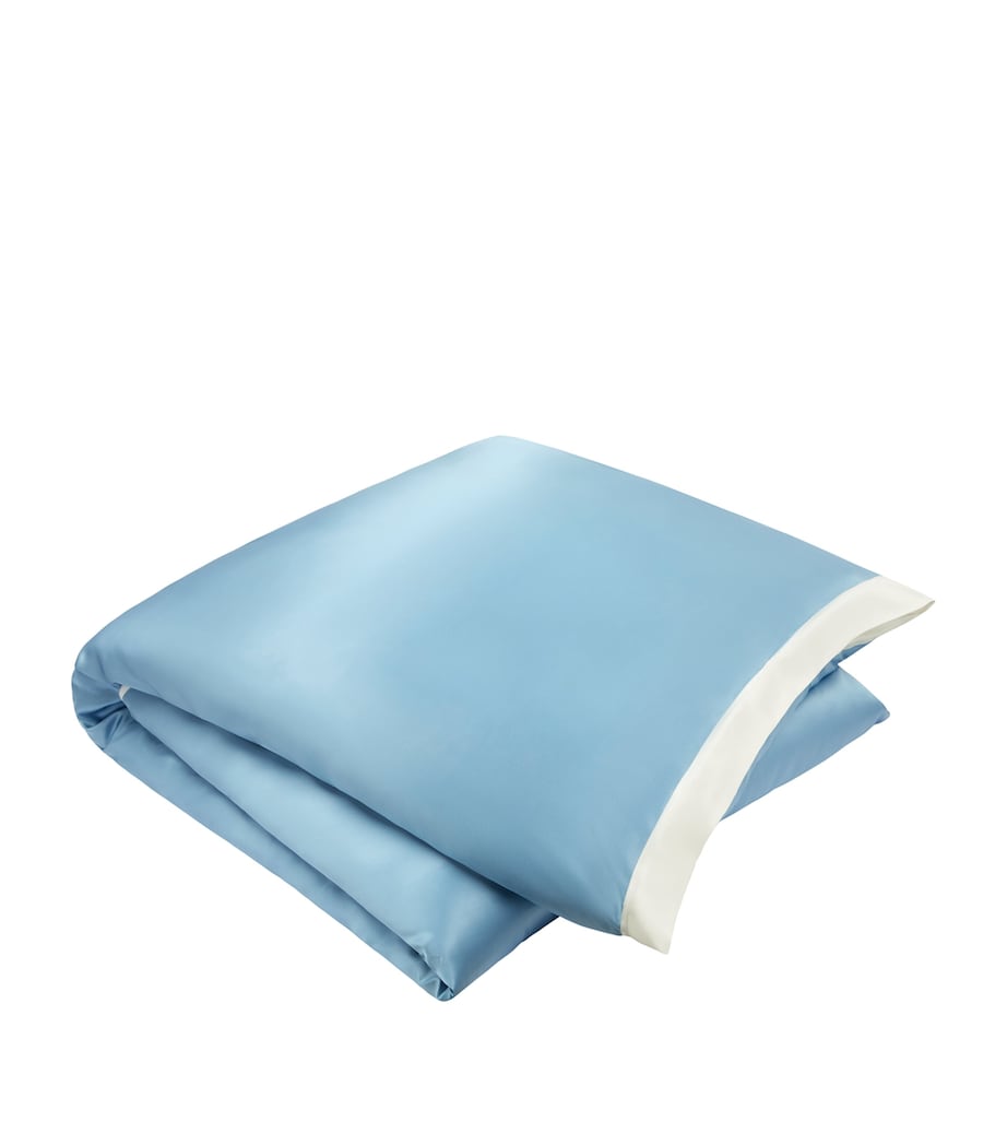 Silk King Duvet Cover (220cm x 225cm) SMMRHLL BLUE & IVORY Image 1
