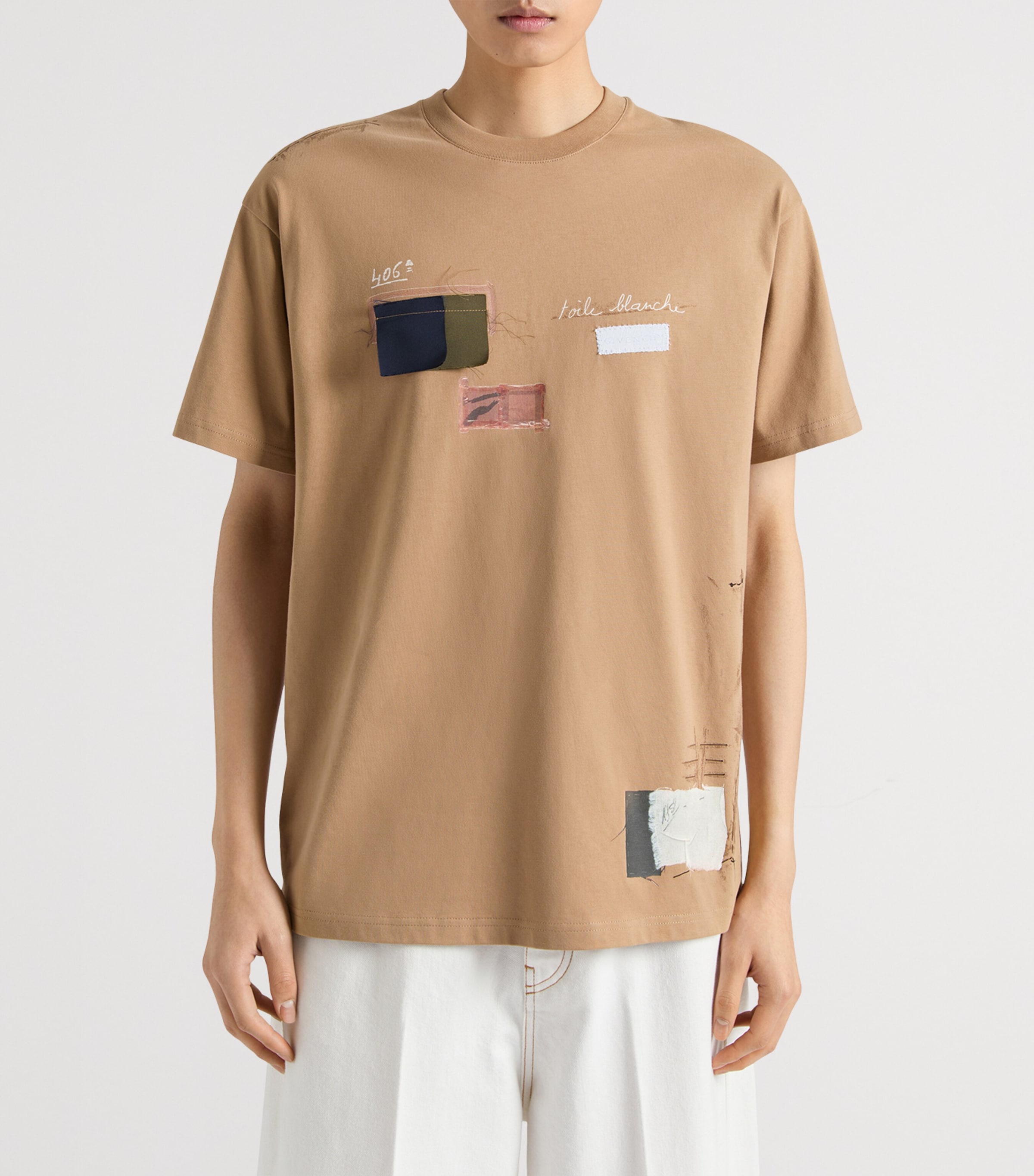 Tシャツ・カットソー GIVENCHY Embroidery t-shirt Beige Slim fit t-shirt in cotton with 4G embroidery in - light