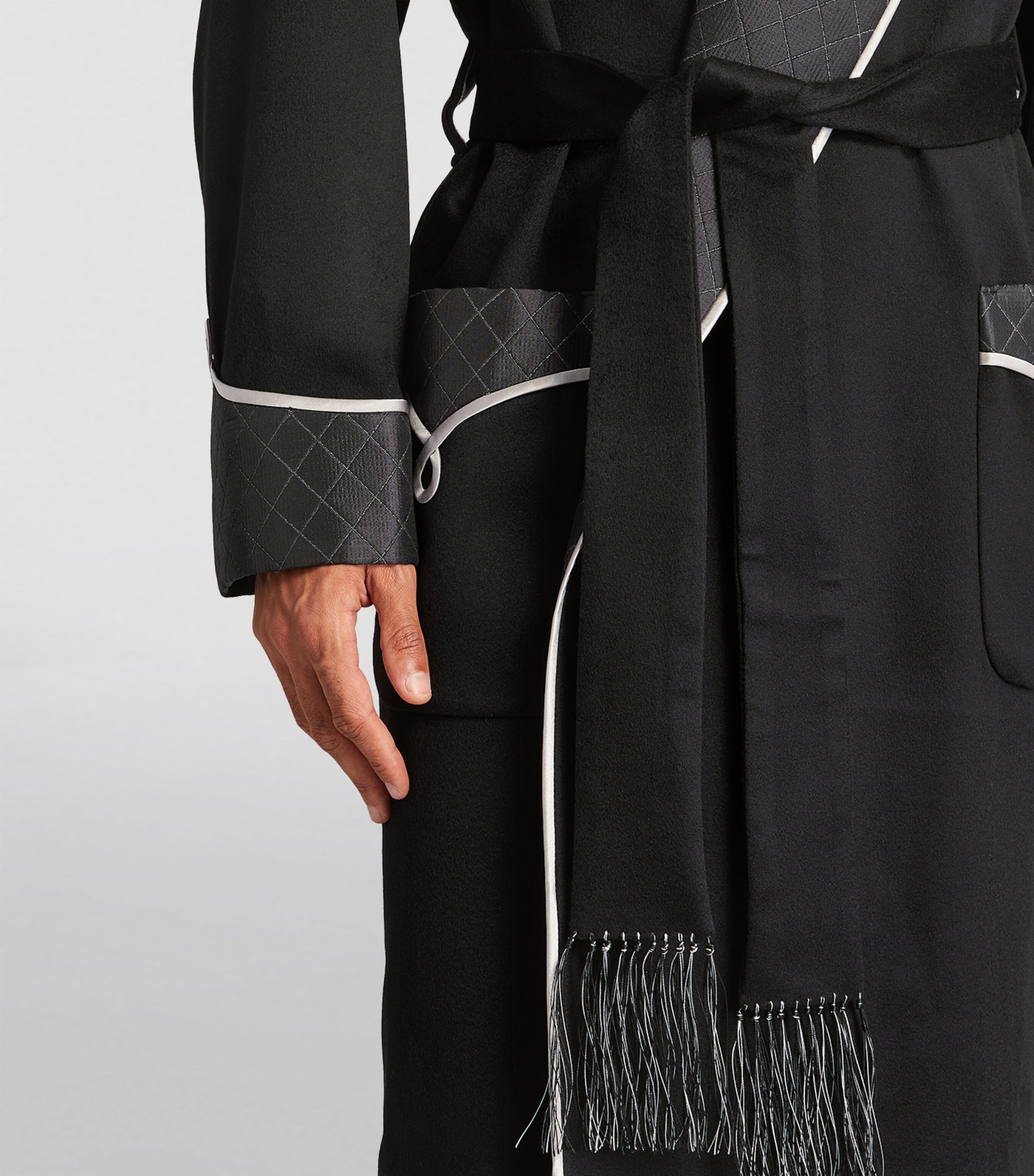 Cashmere-Silk Robe BLACK Image 6