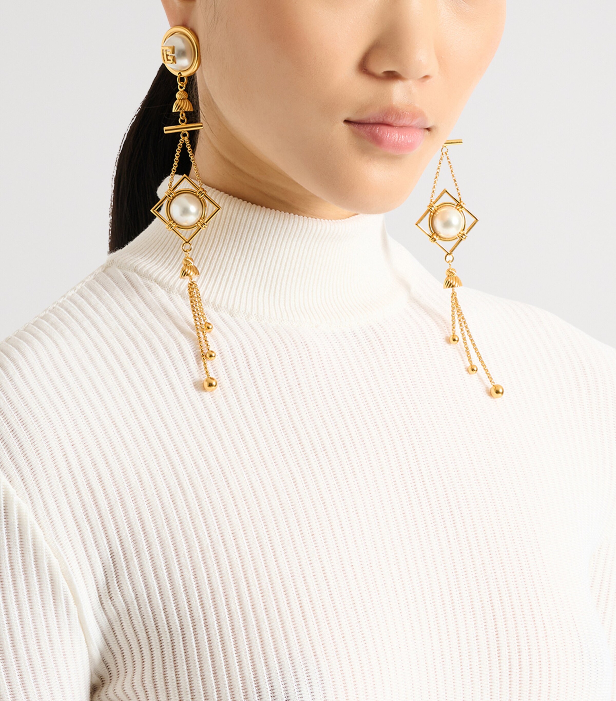 Balmain Monogram Pendant Earrings Oro/perle Image 3