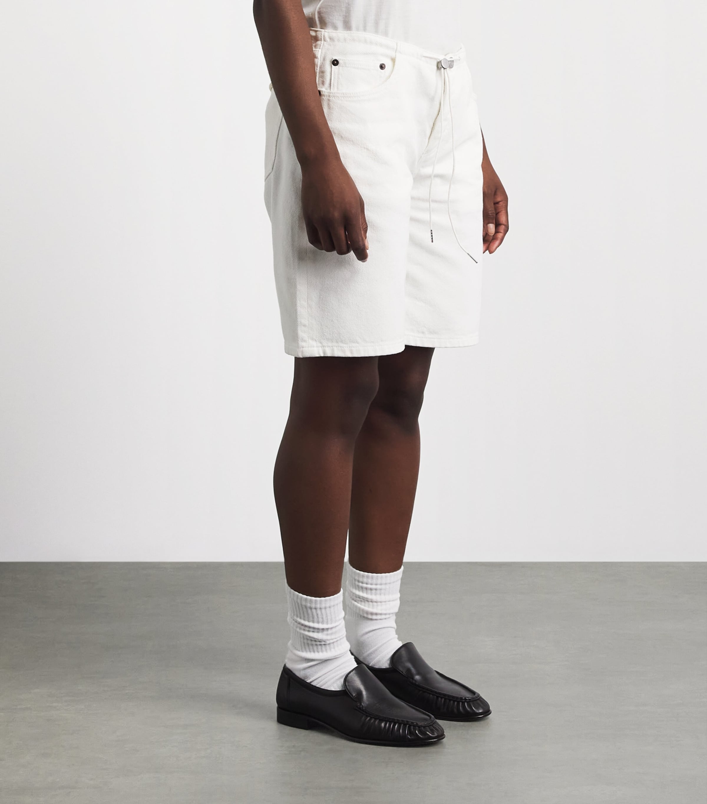 STILL HERE Womens Cool Denim Shorts Milk Image 4