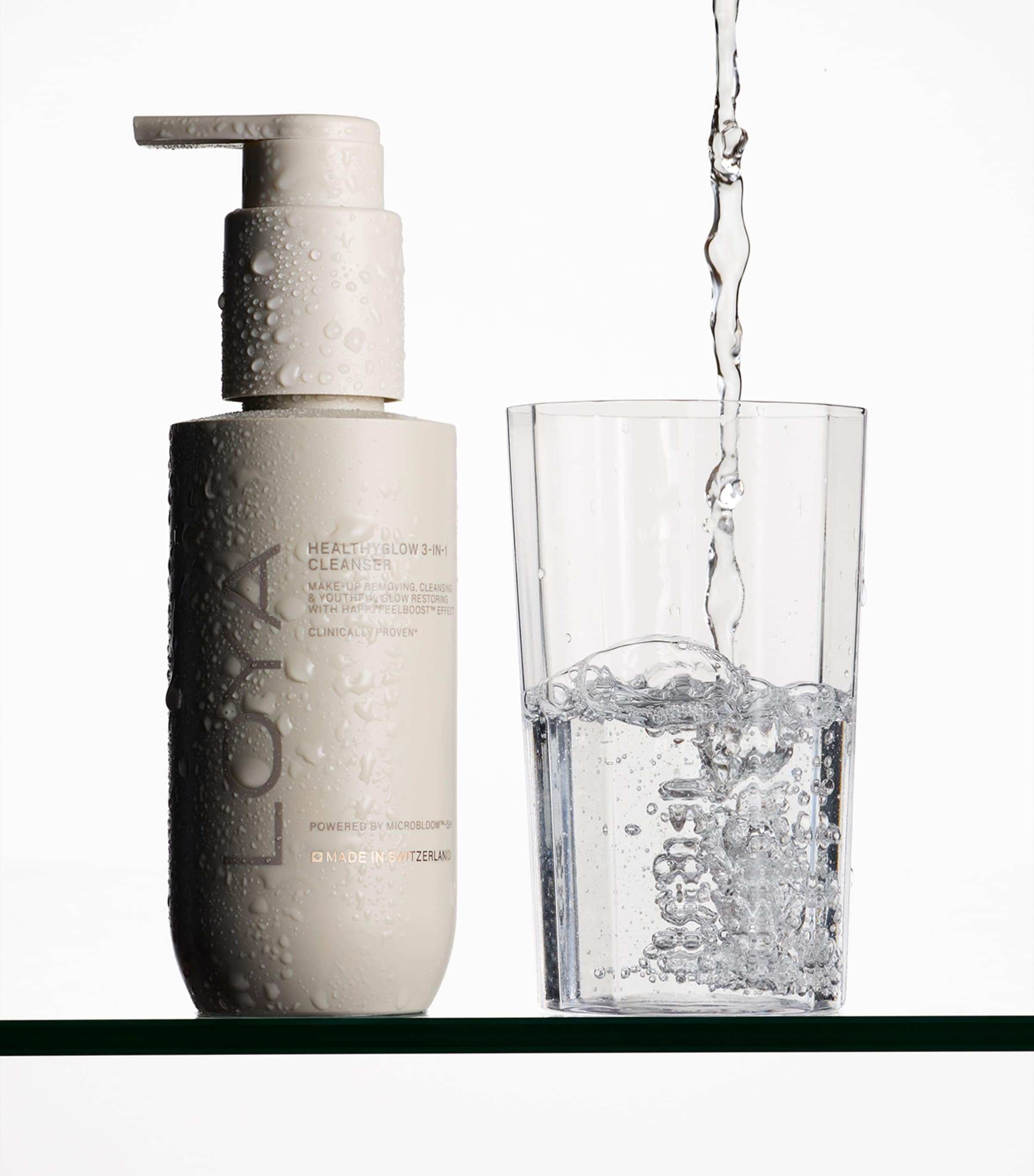 LOYA HealthyGlow 3-in-1 Cleanser (150ml) Image 3
