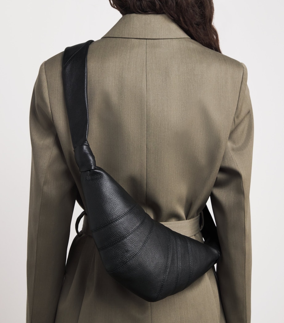 Small Grained Leather Croissant Cross-Body Bag BK999 BLACK Image 2