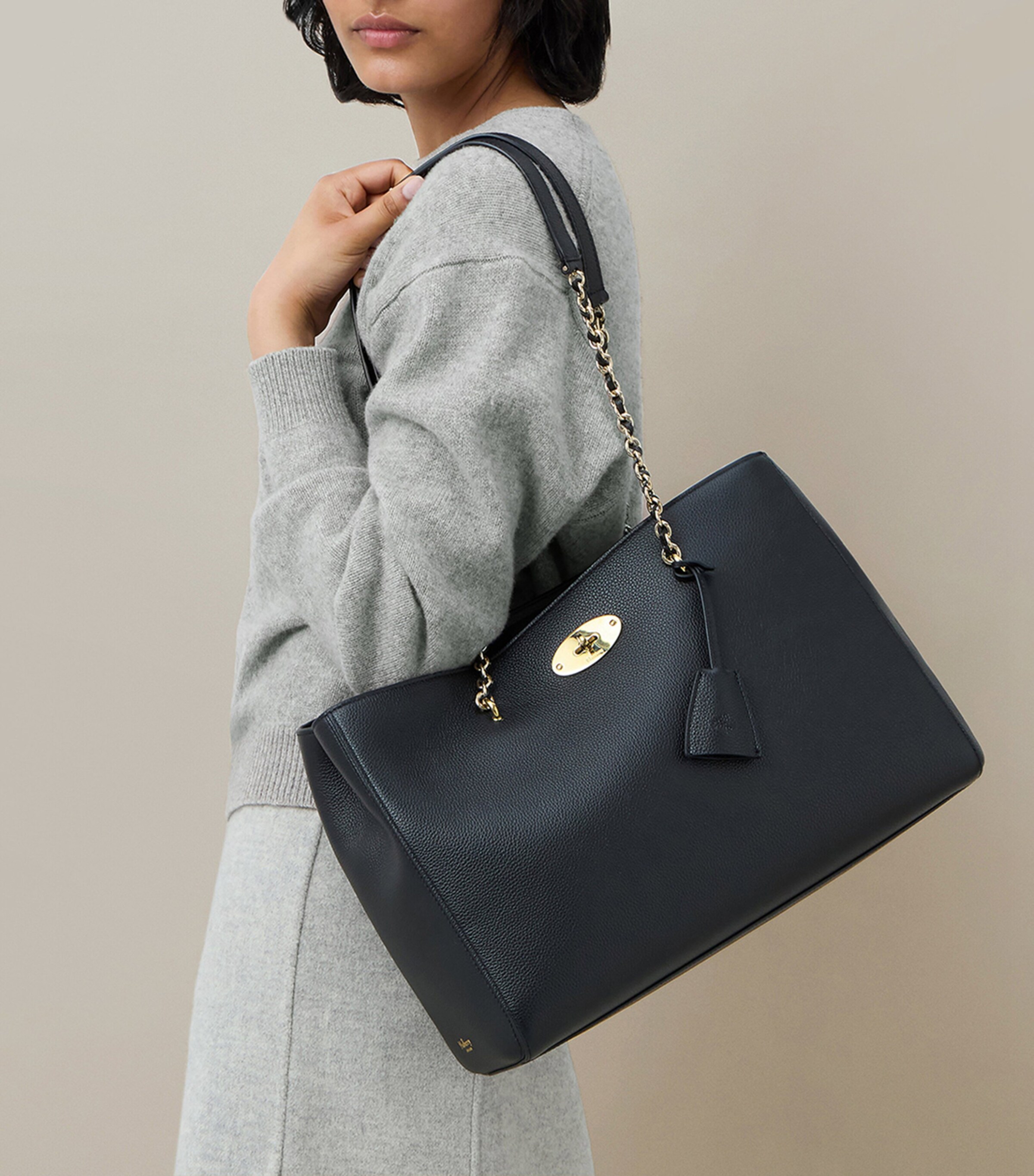 バッグ Mulberry small Lily tote Mulberry Small Lily Tote Bag | Black | FARFETCH