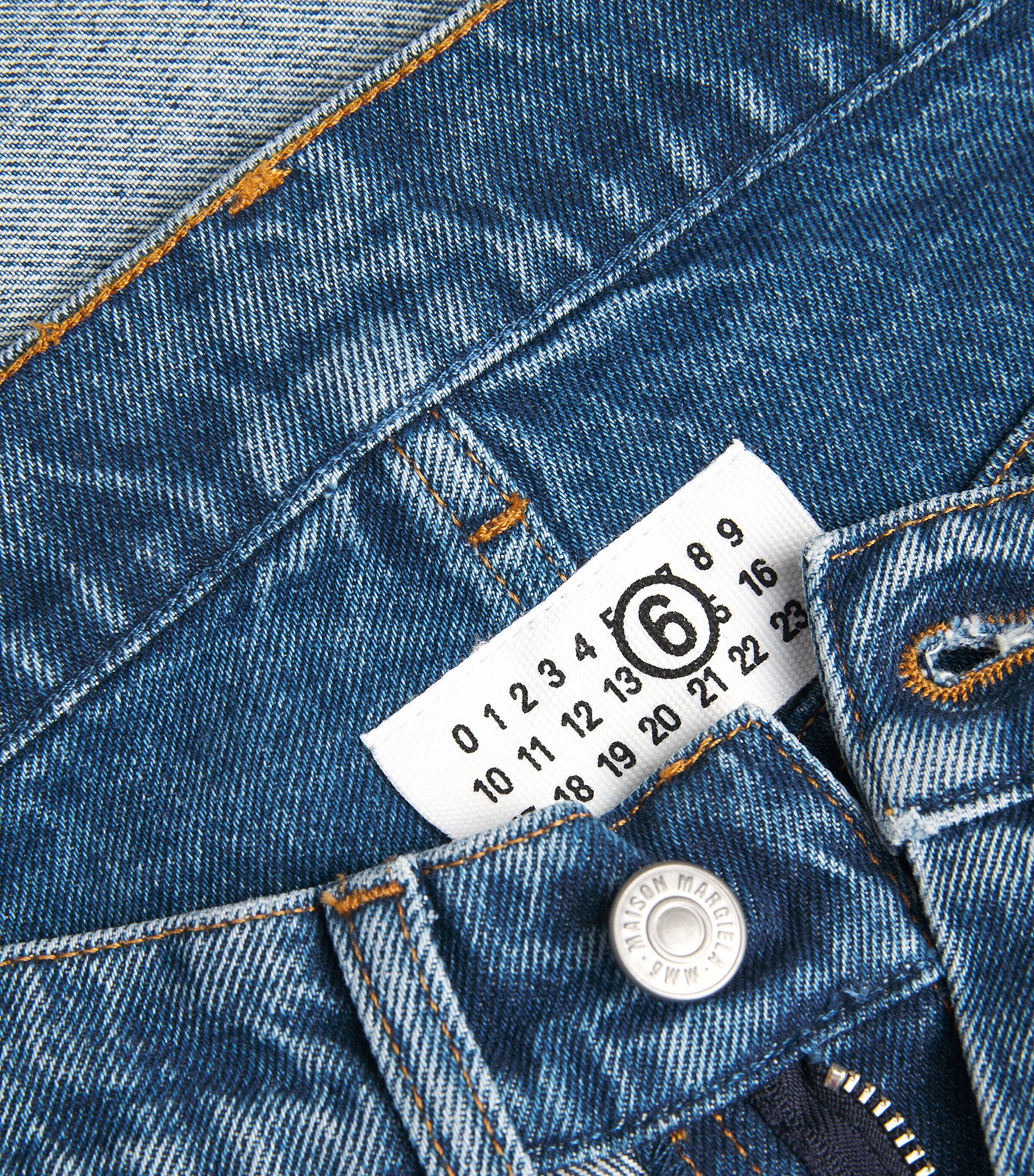 MM6 Maison Margiela Mens Light Wash Waistband-Detail Jeans Medium Blue Image 5