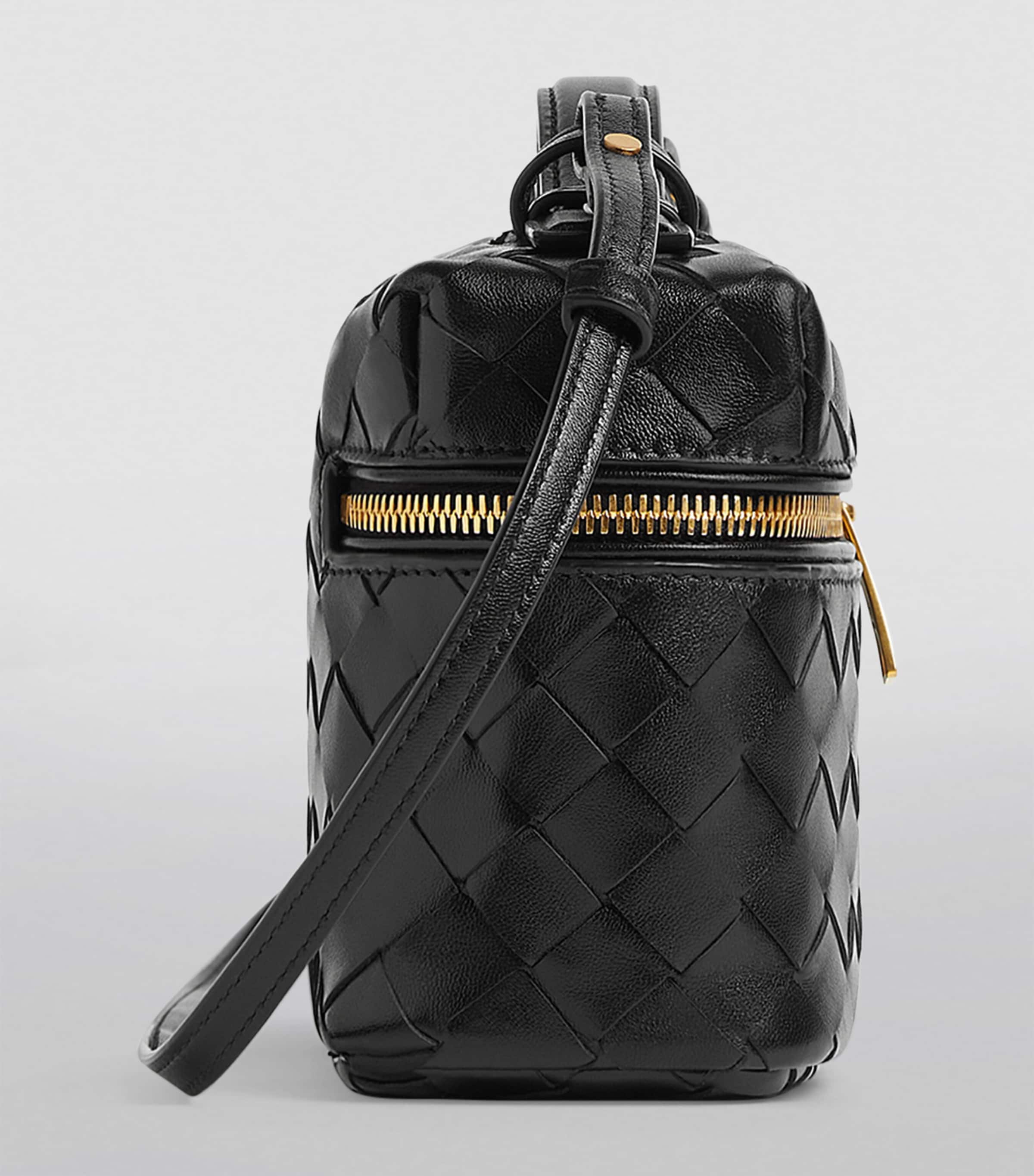 バッグ・カバンその他 Bottega Veneta Vanity Case Bottega Veneta Vanity Case Review: An Editor's Take On the