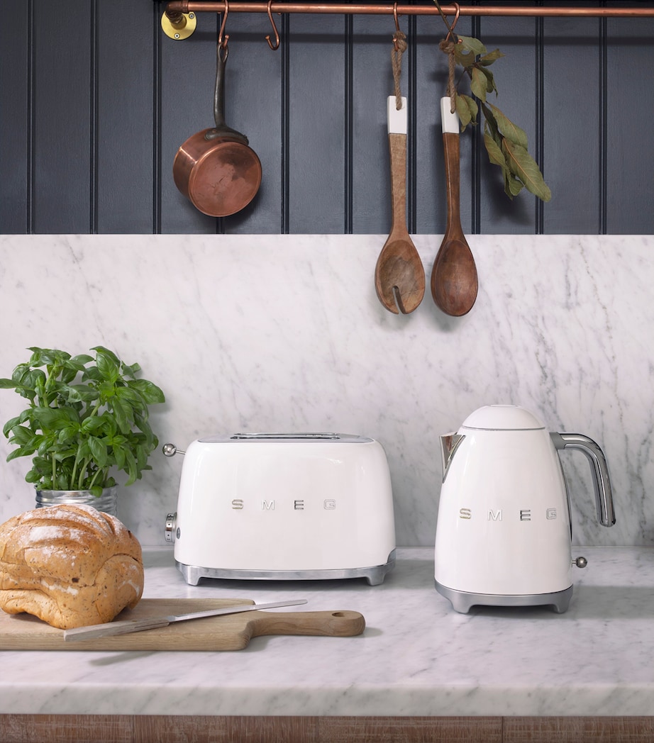 2-Slice Toaster WHITE Image 3