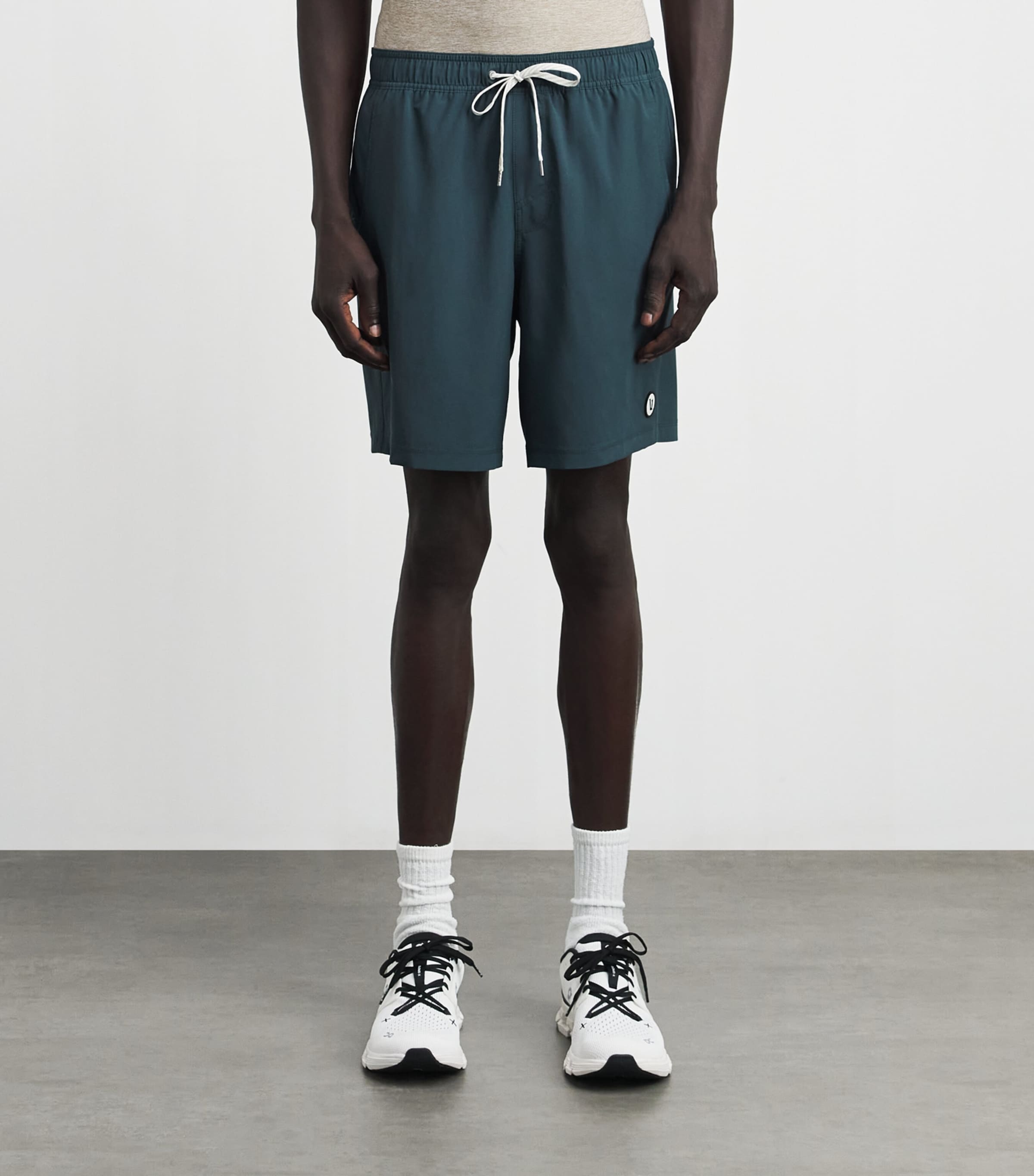 VUORI Mens 7'' Lined Kore Shorts Hek Hemlock Hea Image 4