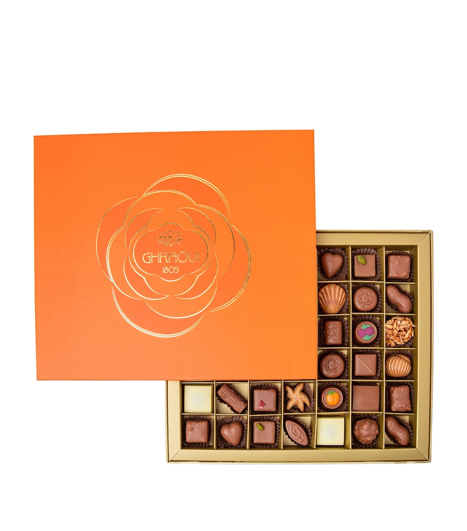 Ghraoui 42-Piece Assorted Chocolate Souvenir Box (620g) Image 1