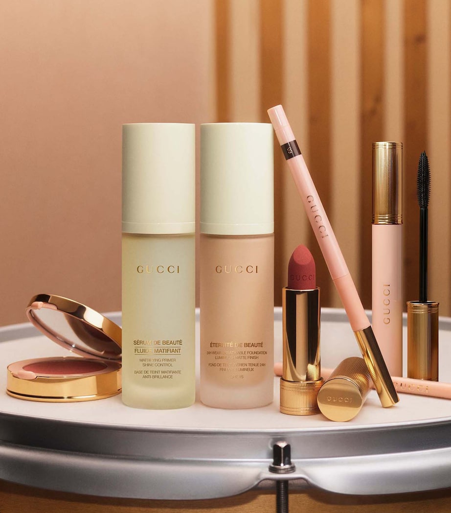 Gucci Eternité De Beauté Matte Foundation SPF 15 (30ml) Image 4