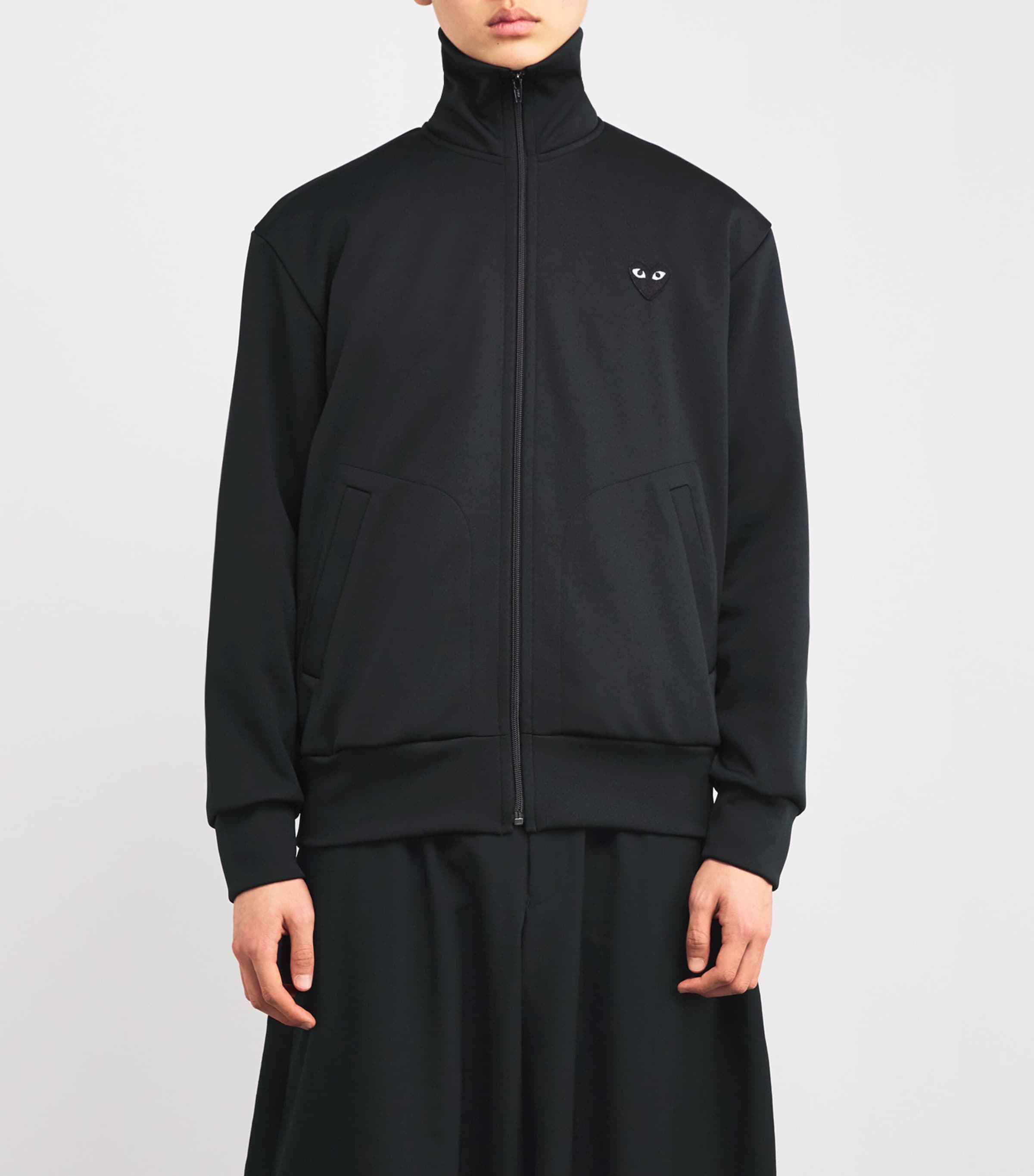 Zip-Up Heart Sweatshirt BLACK Image 3