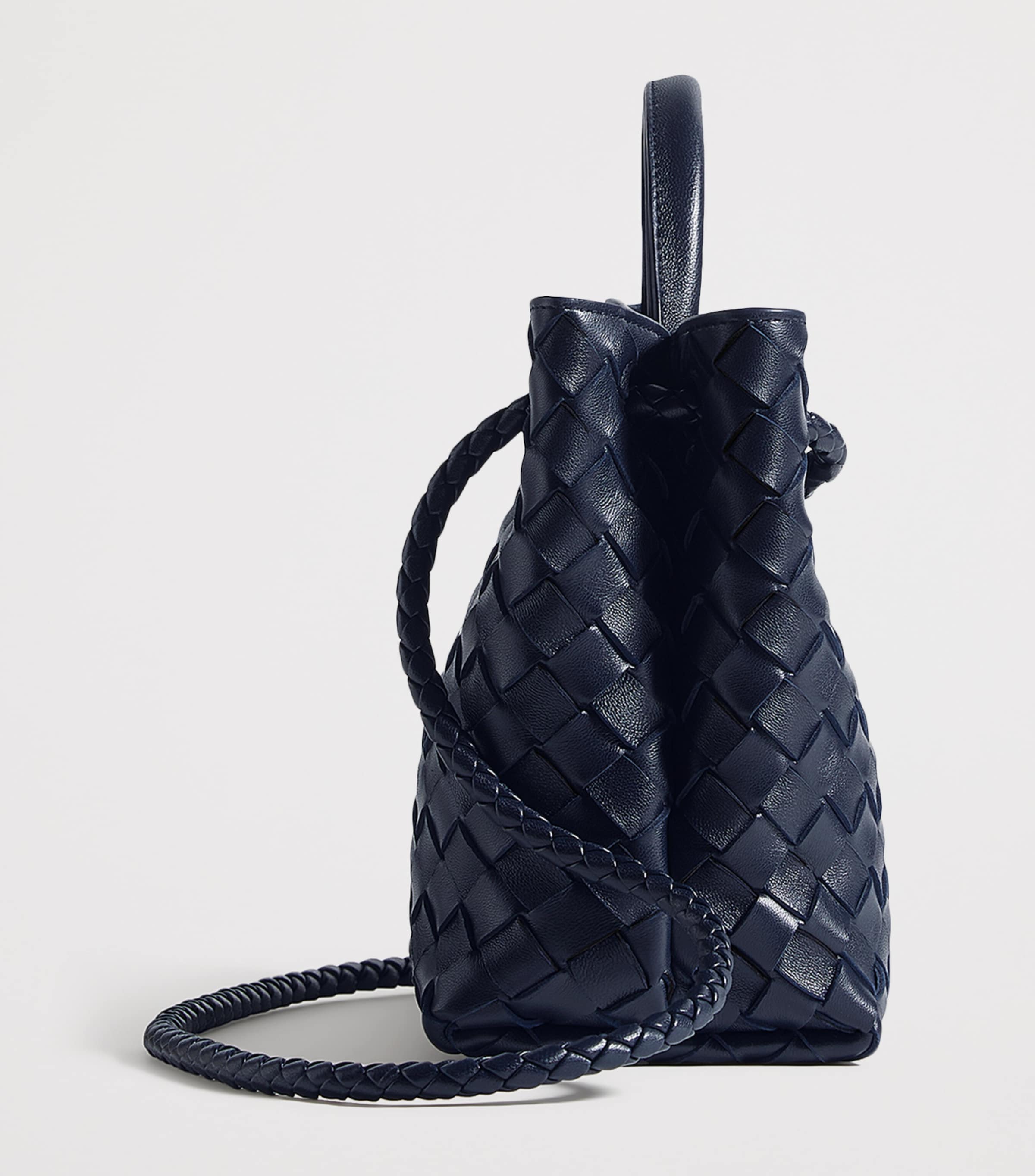 Bottega Veneta Womens Small Leather Andiamo Top-Handle Bag Image 4