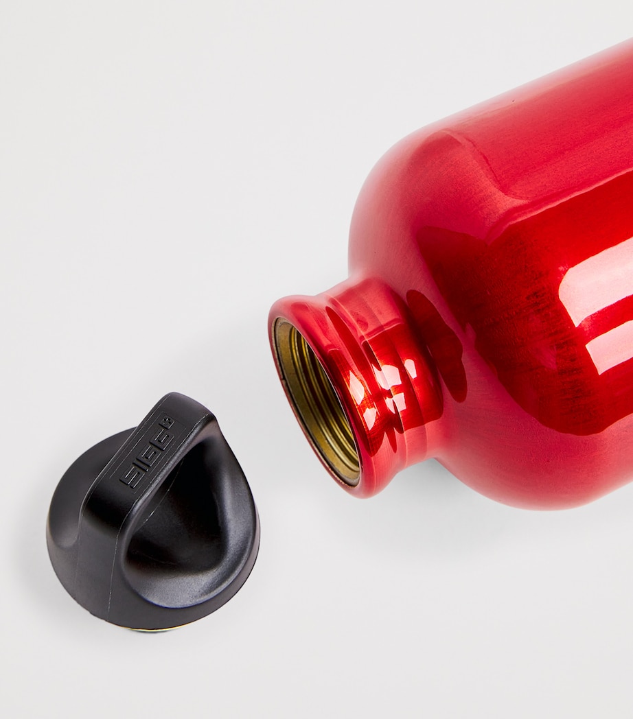 x SIGG Water Bottle RED Image 2