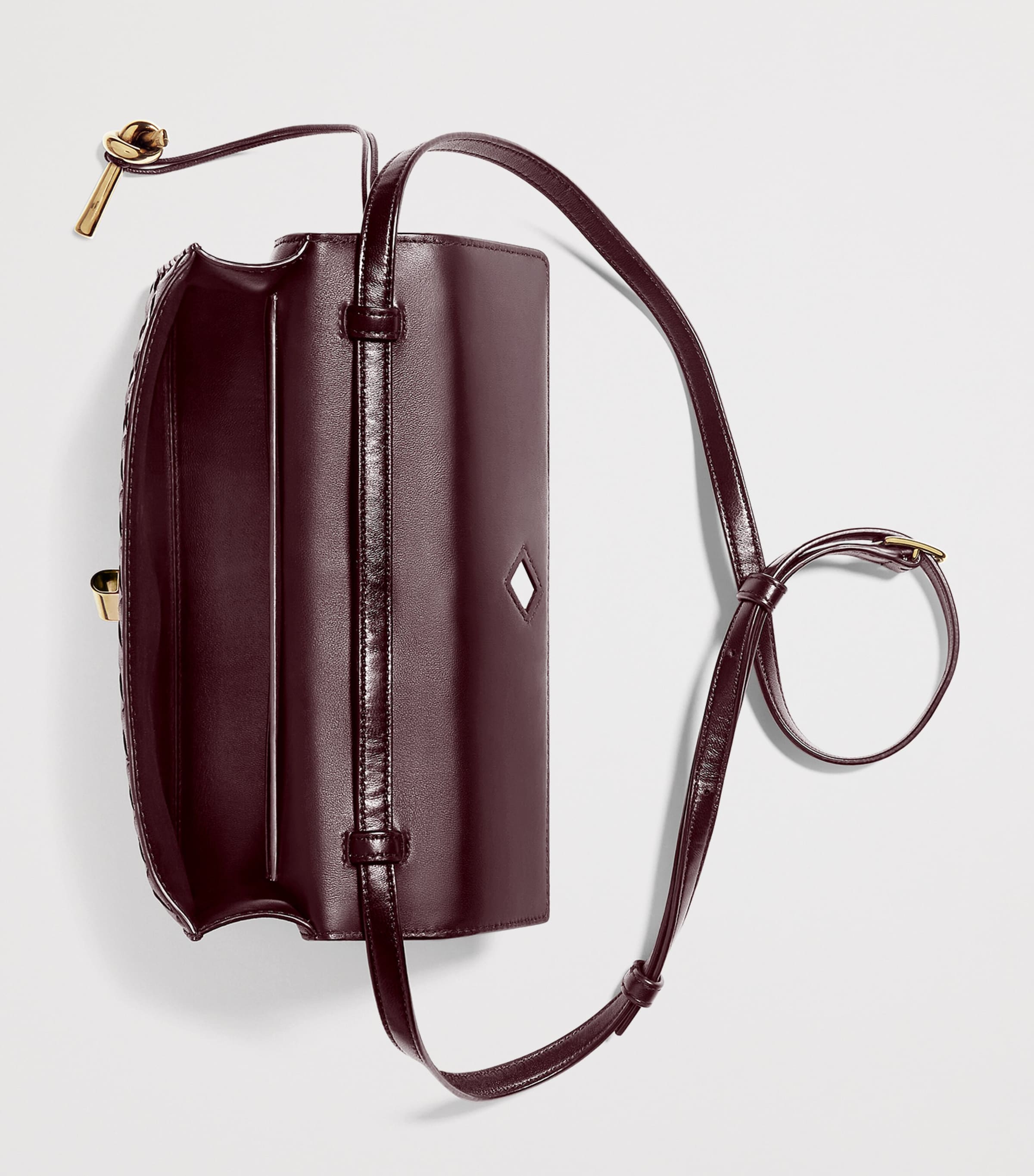 Bottega Veneta Leather Andiamo 25 Clutch Bag Image 4