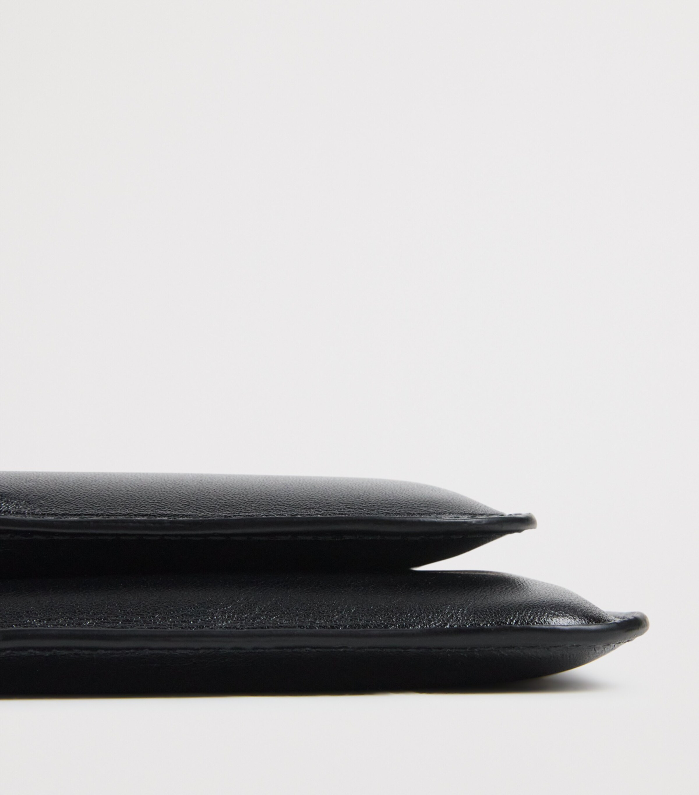 Medium Leather Logo Wallet BLACK Image 4