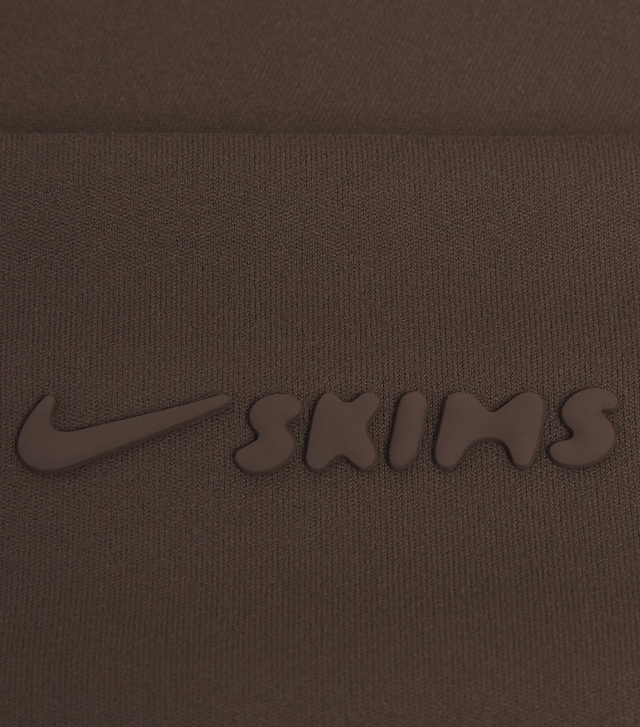 NikeSKIMS Womens NikeSKIMS Studio Stretch 26" Leggings Dark Sepia Image 2