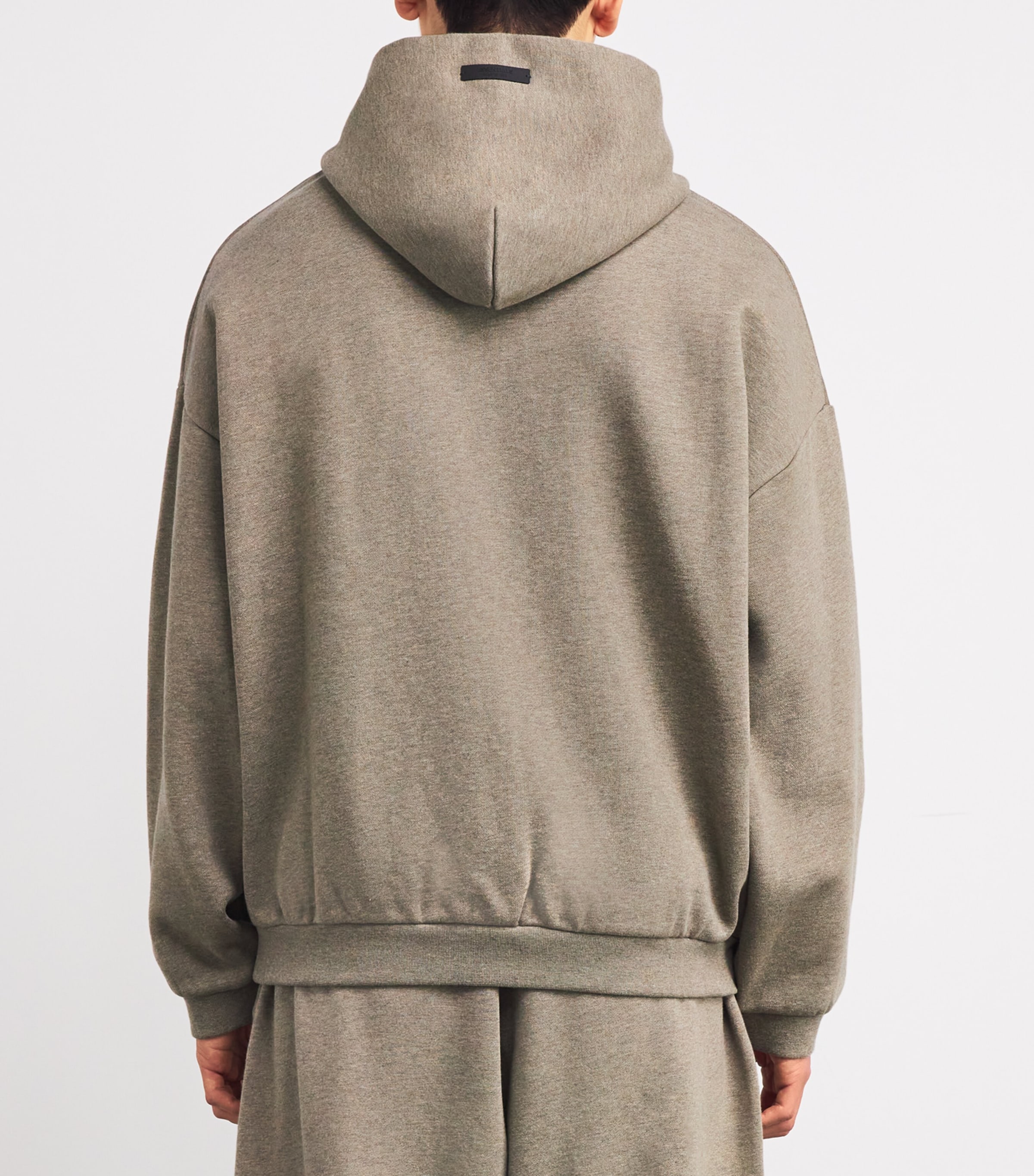 FEAR OF GOD ESSENTIALS Mens Cotton-Blend Logo Print Hoodie Heather Gray Image 4