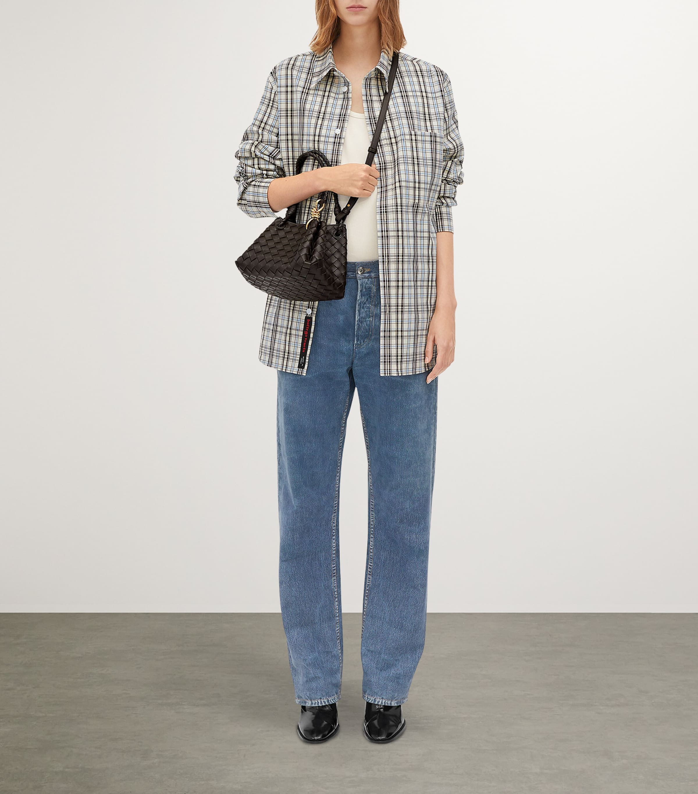 BOTTEGA VENETA Andiamo Parachute ショルダーバッグ Bottega Veneta Small Leather Parachute Shoulder Bag | Harrods US