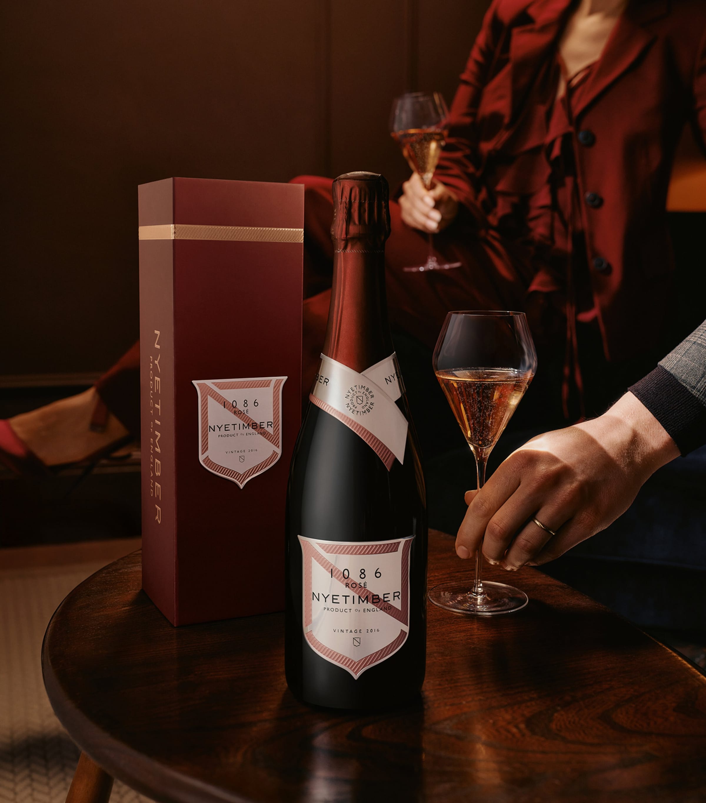 Nyetimber Prestige Cuvee Rosé Vintage Sparkling 2016 (75cl) - West Sussex, England Pink Image 2